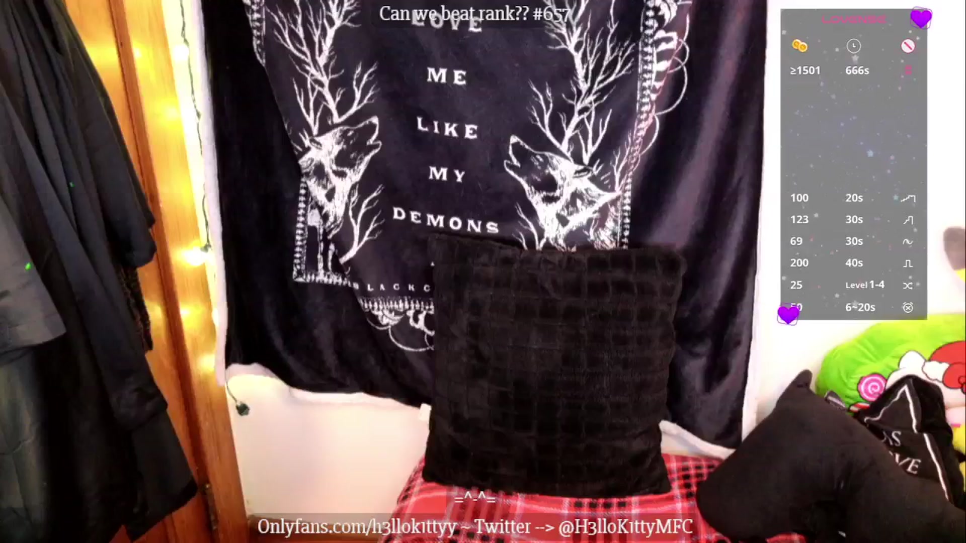 Gallery image thumbnail from H3llok1tty's myfreecams stream on, 12/31/2024, 23:12 image 12 of 20