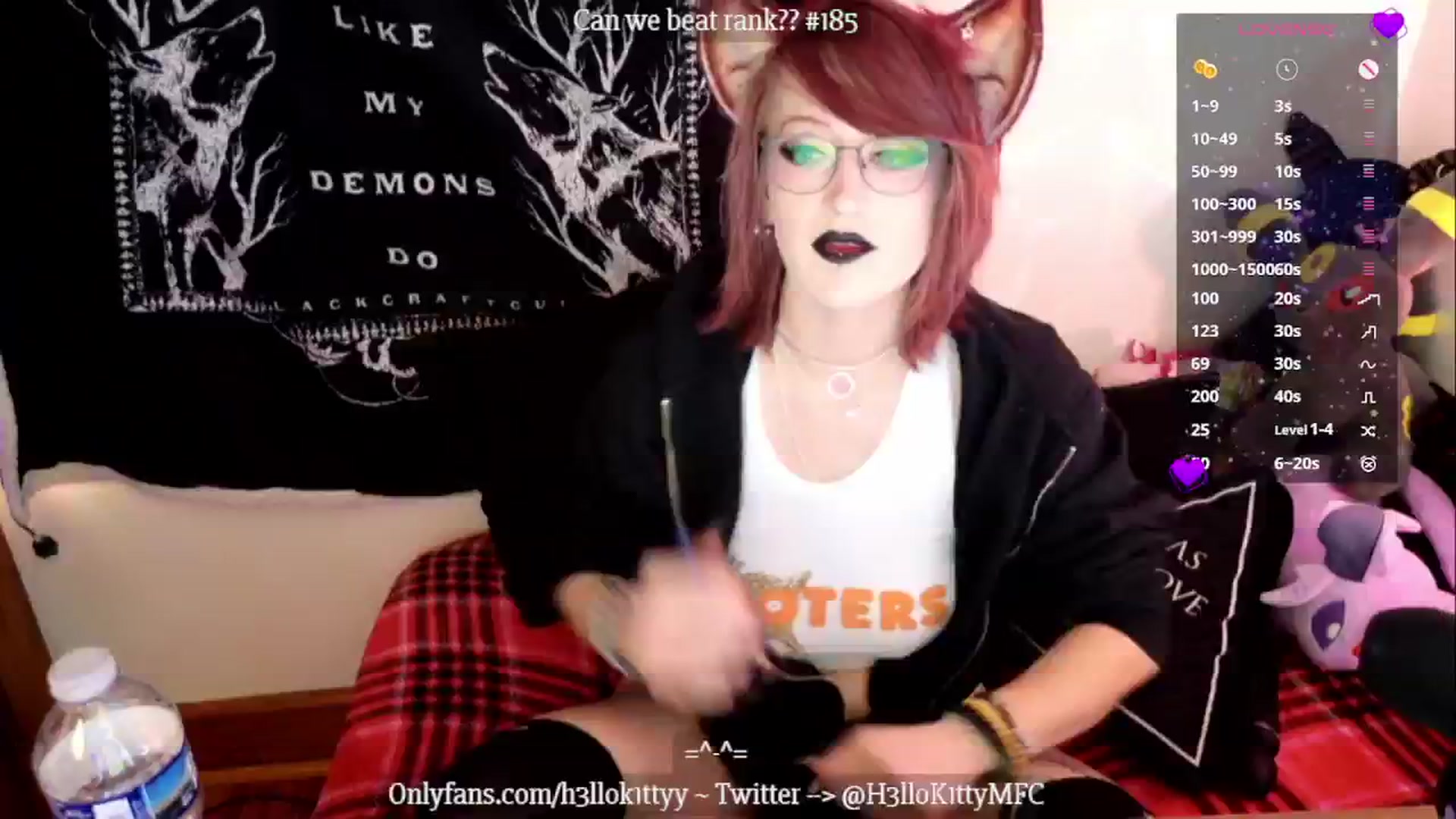 Gallery image thumbnail from H3llok1tty's myfreecams stream on, 01/06/2025, 14:35 image 10 of 20