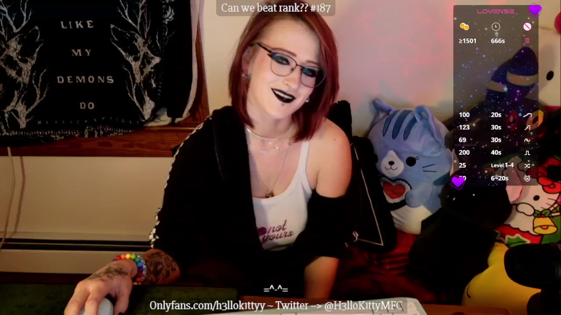 Gallery image thumbnail from H3llok1tty's myfreecams stream on, 01/07/2025, 16:44 image 5 of 20
