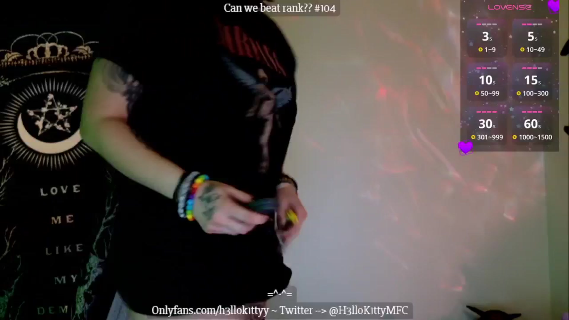Gallery image thumbnail from H3llok1tty's myfreecams stream on, 01/12/2025, 15:33 image 2 of 20