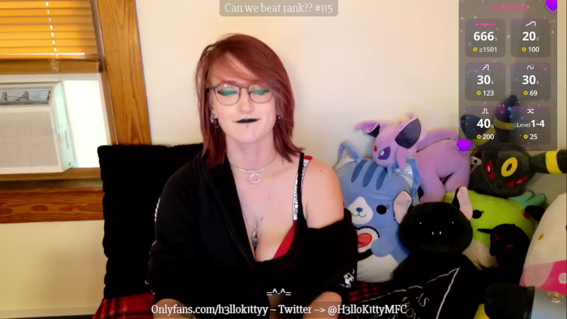 Gallery image thumbnail from H3llok1tty's myfreecams stream on, 01/14/2025, 23:54 image 13 of 20