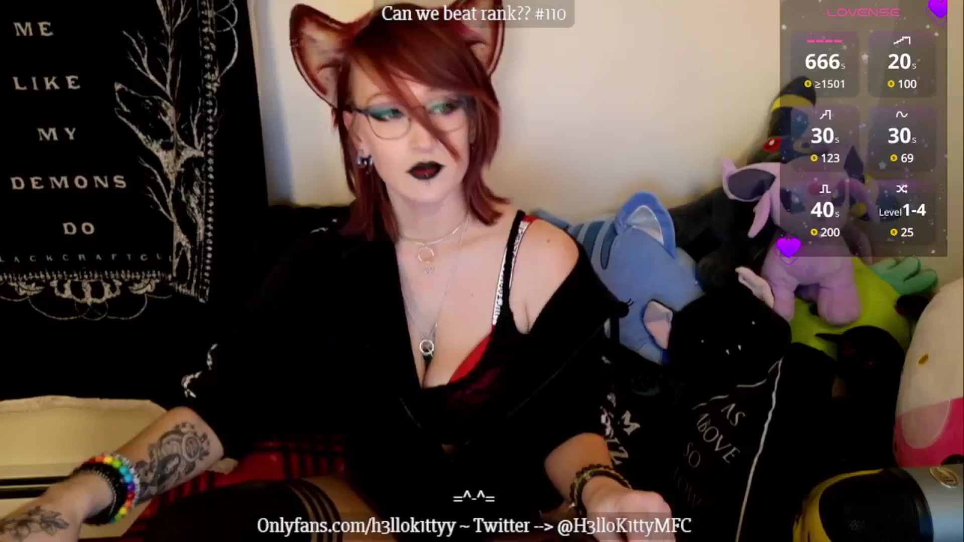 Gallery image thumbnail from H3llok1tty's myfreecams stream on, 01/14/2025, 23:54 image 17 of 20