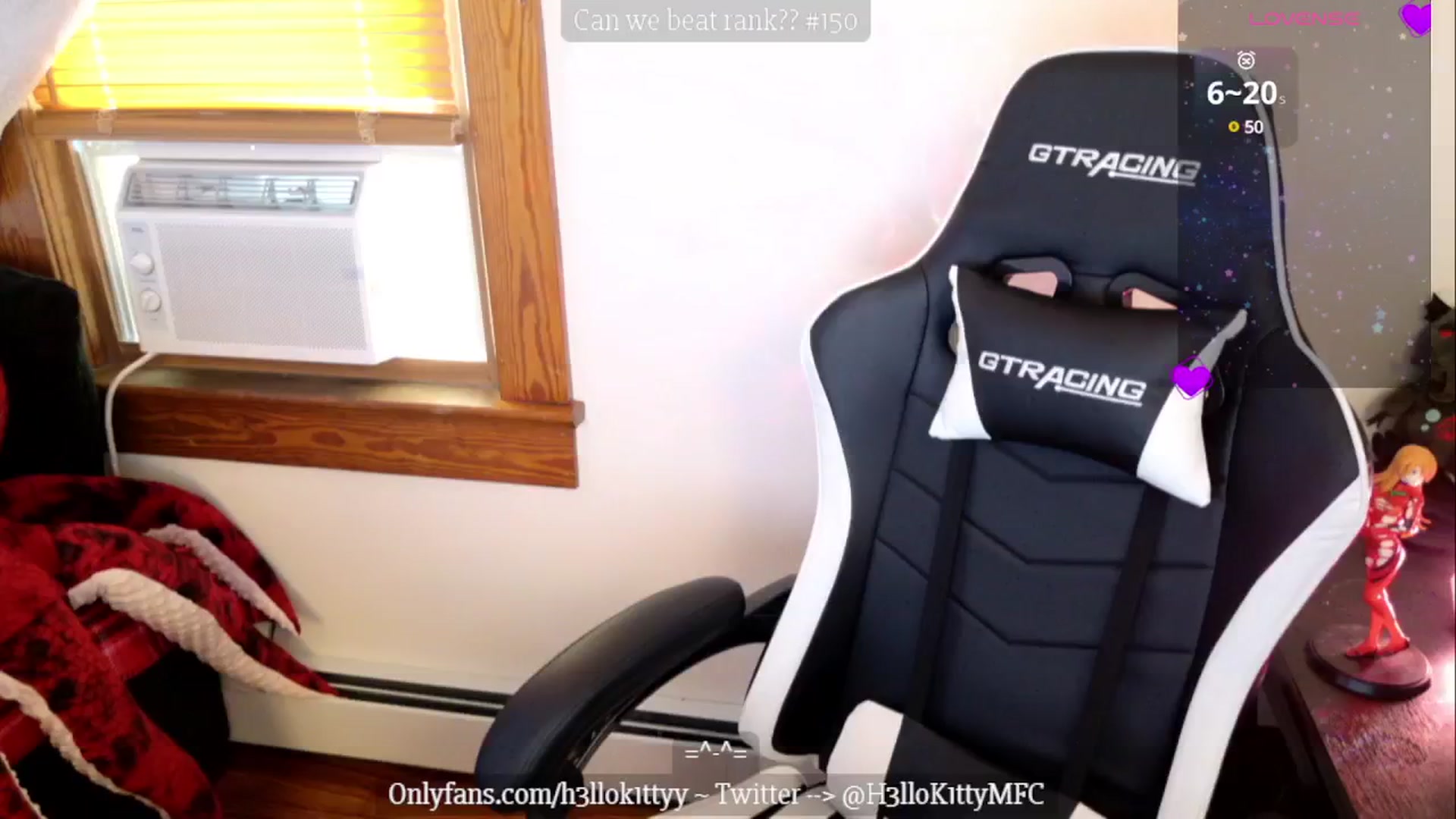 Gallery image thumbnail from H3llok1tty's myfreecams stream on, 01/18/2025, 14:27 image 16 of 20