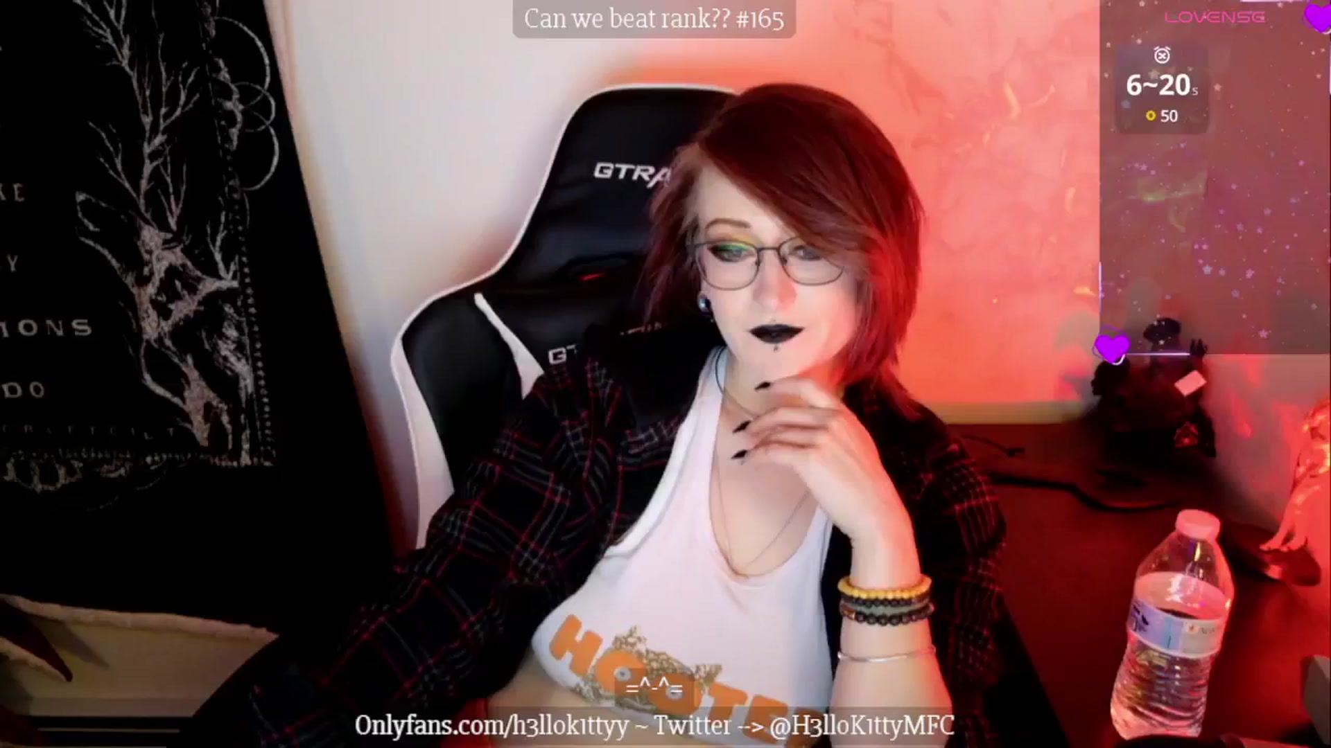Gallery image thumbnail from H3llok1tty's myfreecams stream on, 01/20/2025, 11:13 image 16 of 20