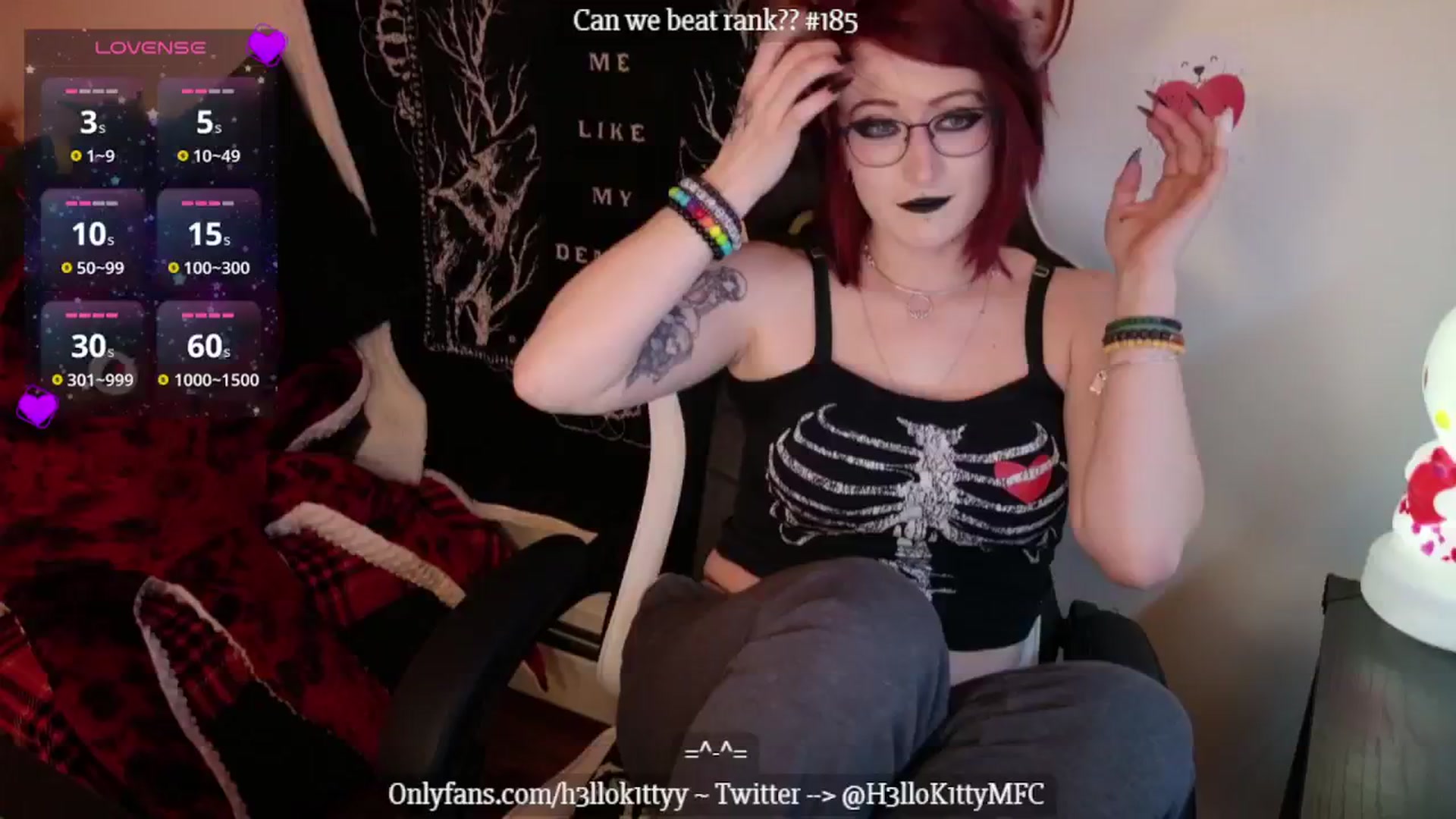 Gallery image thumbnail from H3llok1tty's myfreecams stream on, 01/23/2025, 08:51 image 18 of 20