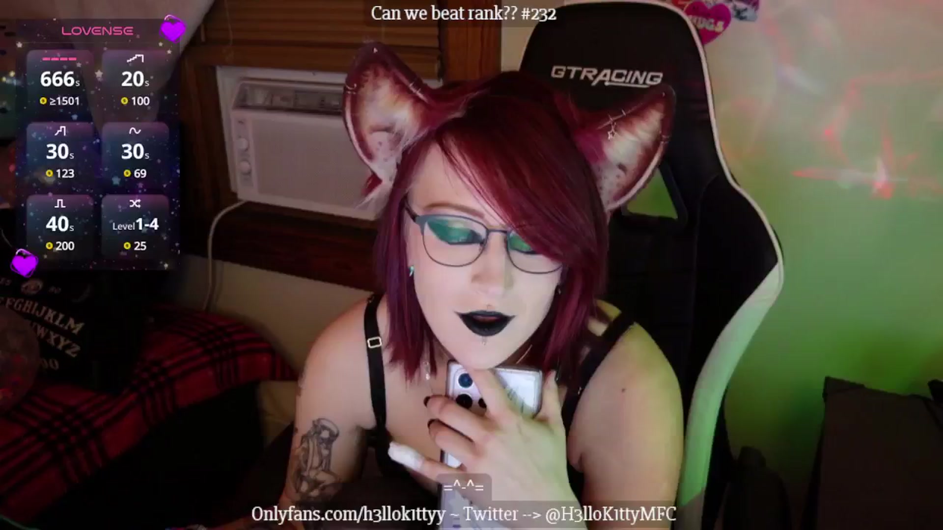 Gallery image thumbnail from H3llok1tty's myfreecams stream on, 01/27/2025, 10:15 image 10 of 20
