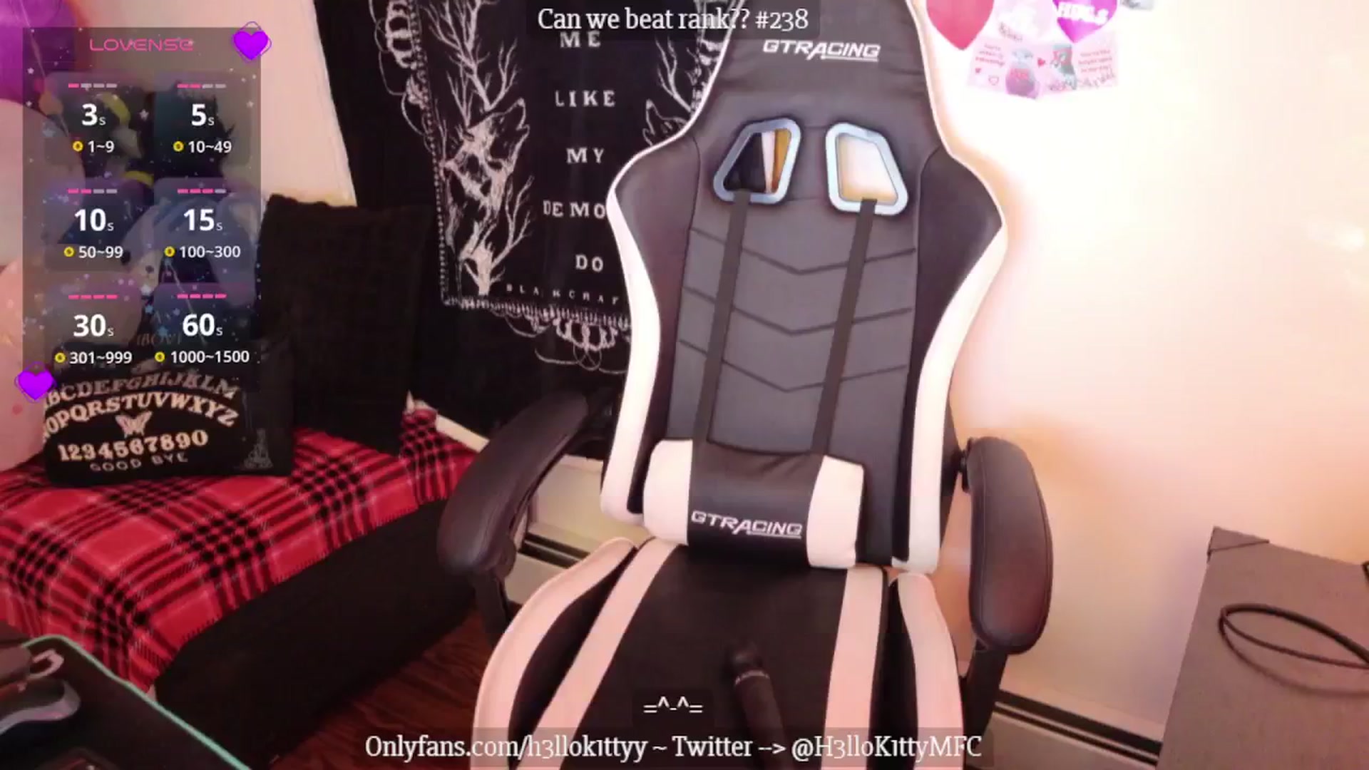 Gallery image thumbnail from H3llok1tty's myfreecams stream on, 01/31/2025, 10:02 image 16 of 20