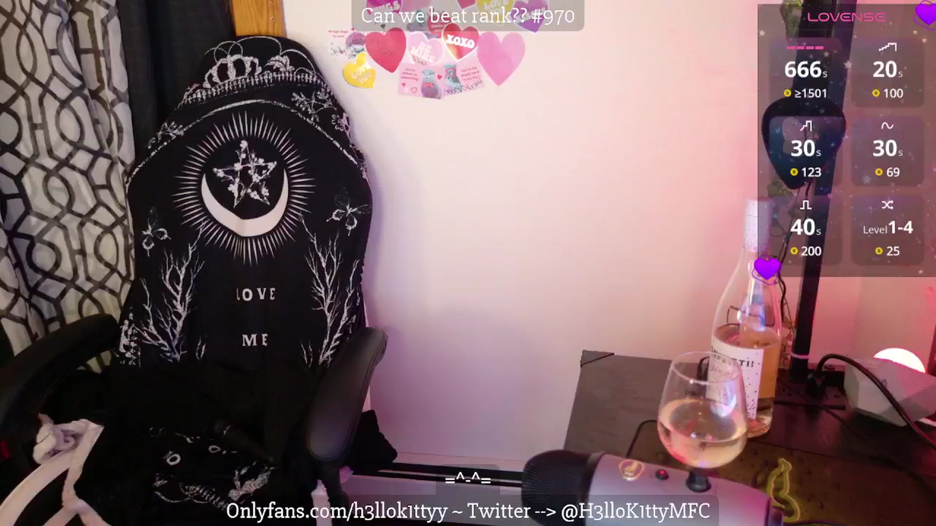 Gallery image thumbnail from H3llok1tty's myfreecams stream on, 02/15/2025, 13:12 image 5 of 20