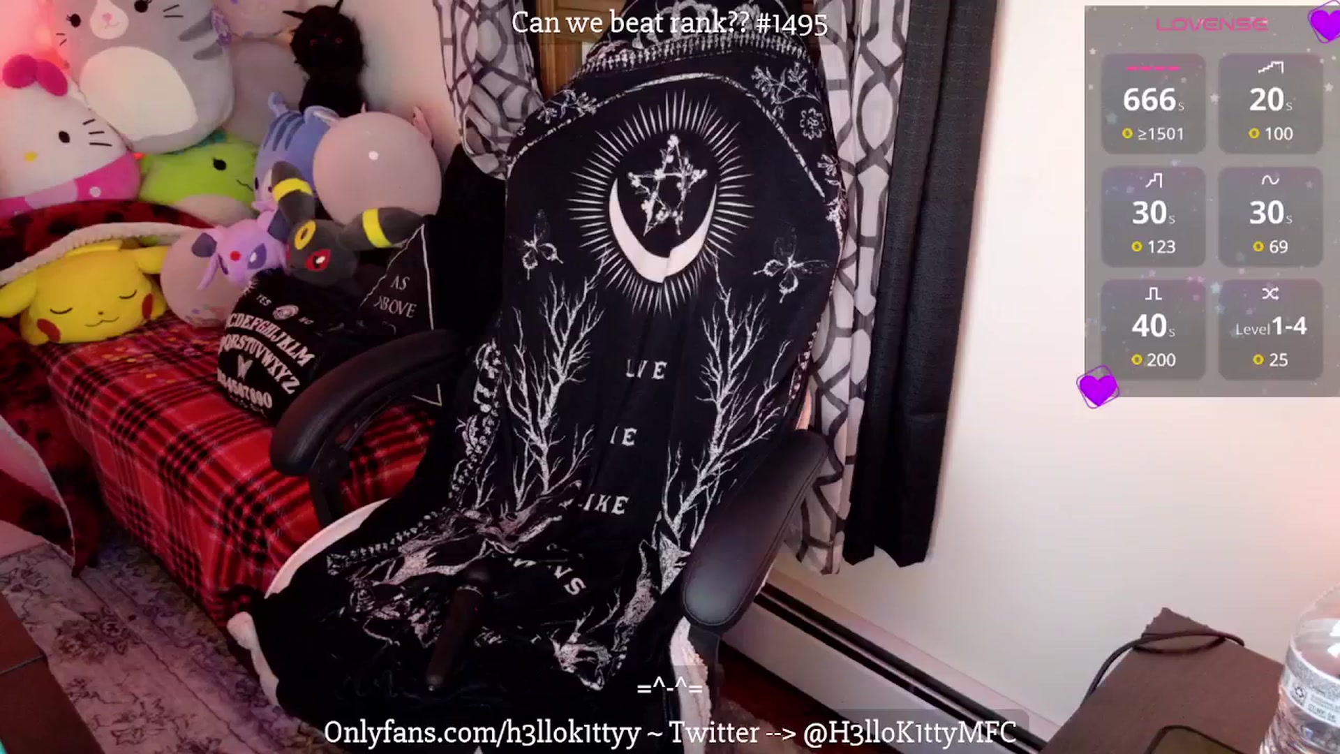 Gallery image thumbnail from H3llok1tty's myfreecams stream on, 03/05/2025, 08:03 image 4 of 20
