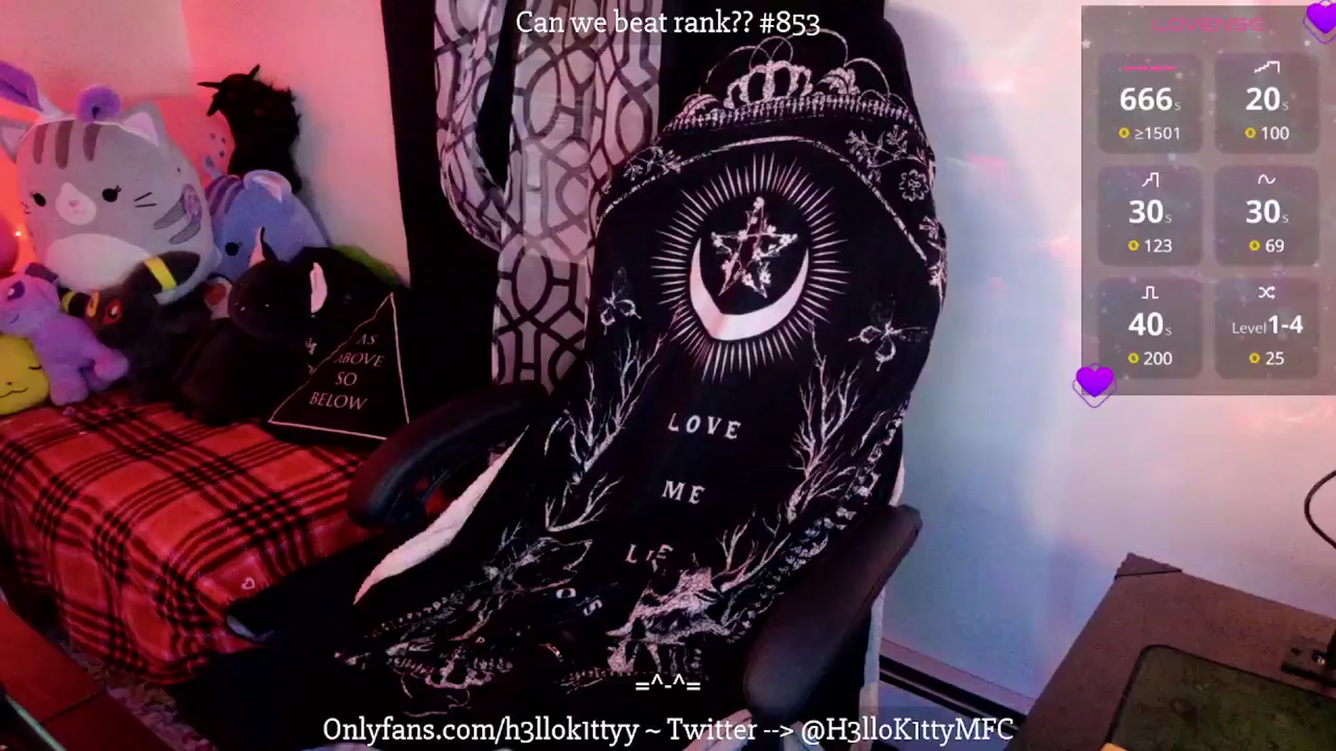 Gallery image thumbnail from H3llok1tty's myfreecams stream on, 03/10/2025, 10:06 image 6 of 20