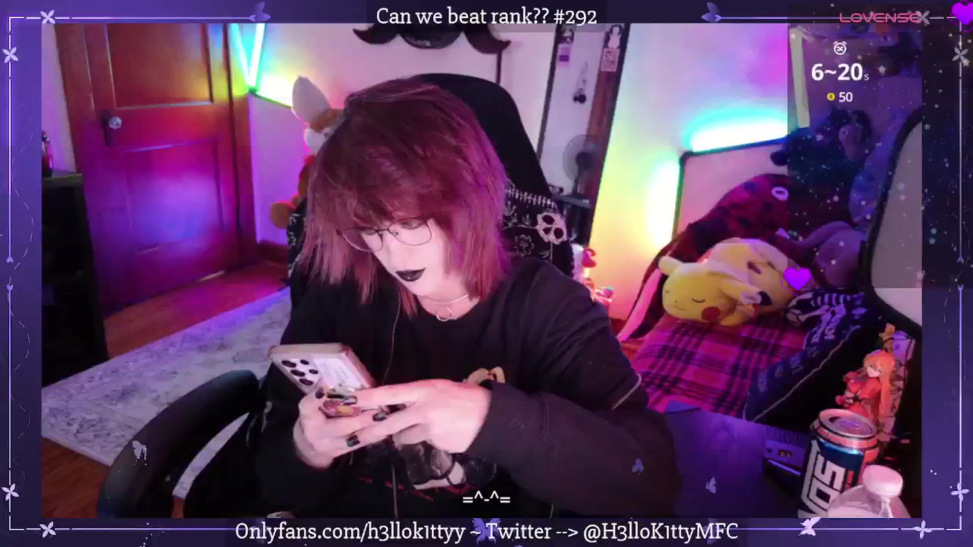 Gallery image thumbnail from H3llok1tty's myfreecams stream on, 04/02/2025, 07:41 image 13 of 20