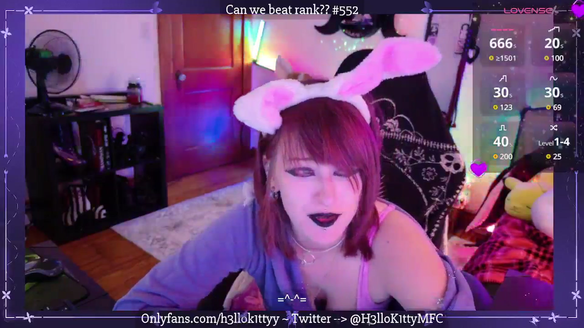 Gallery image thumbnail from H3llok1tty's myfreecams stream on, 04/19/2025, 13:49 image 10 of 20