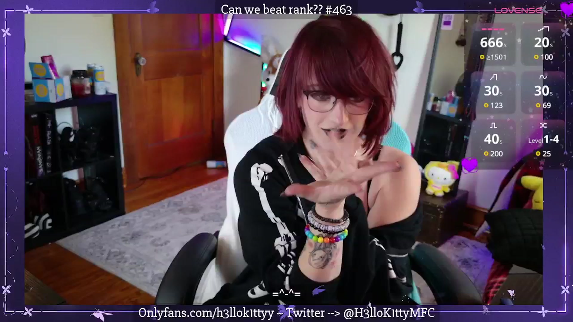 Gallery image thumbnail from H3llok1tty's myfreecams stream on, 05/25/2025, 17:37 image 19 of 20
