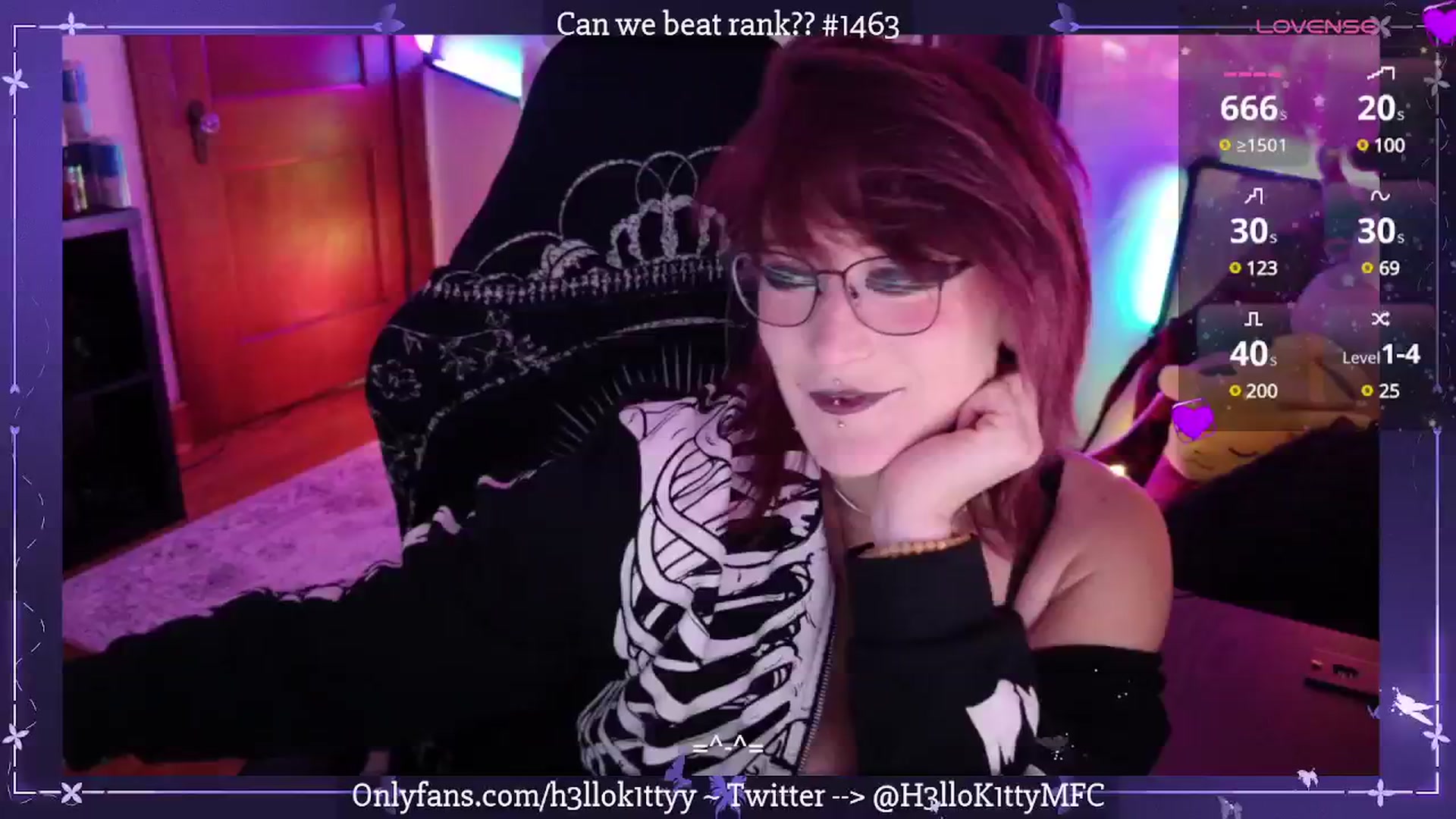 Gallery image thumbnail from H3llok1tty's myfreecams stream on, 06/15/2025, 11:28 image 8 of 20