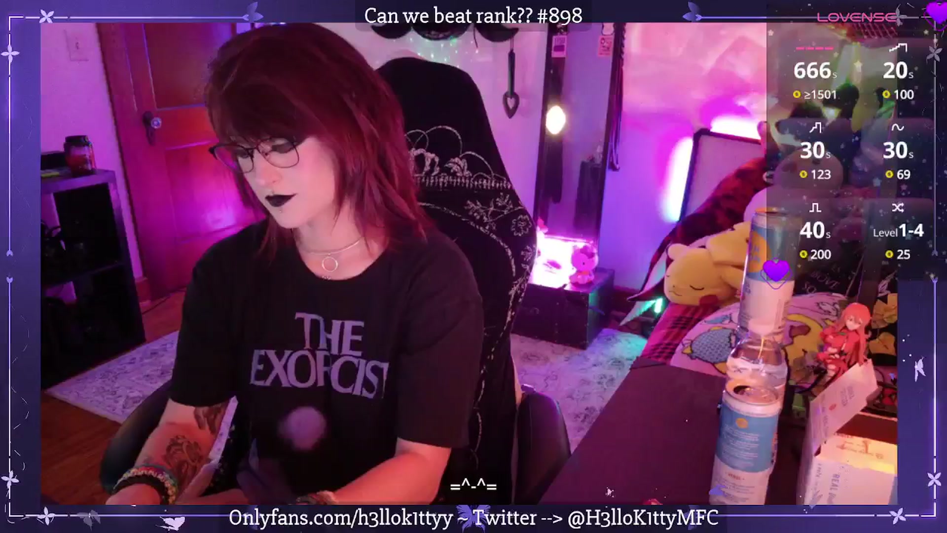 Gallery image thumbnail from H3llok1tty's myfreecams stream on, 06/22/2025, 12:59 image 4 of 20