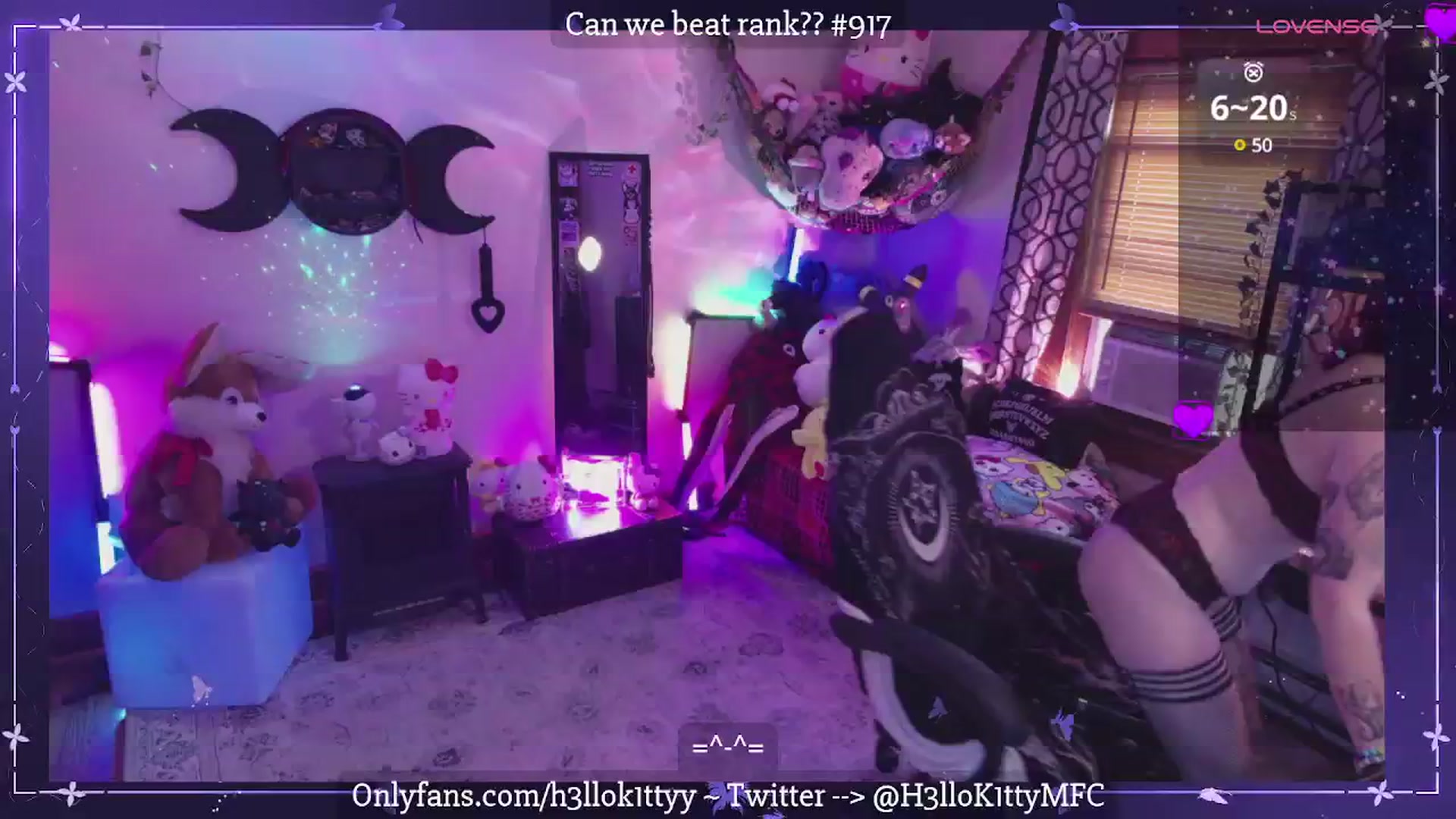 Gallery image thumbnail from H3llok1tty's myfreecams stream on, 06/25/2025, 12:45 image 10 of 20