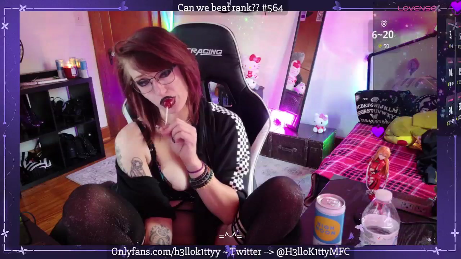 Gallery image thumbnail from H3llok1tty's myfreecams stream on, 07/27/2025, 15:17 image 15 of 20