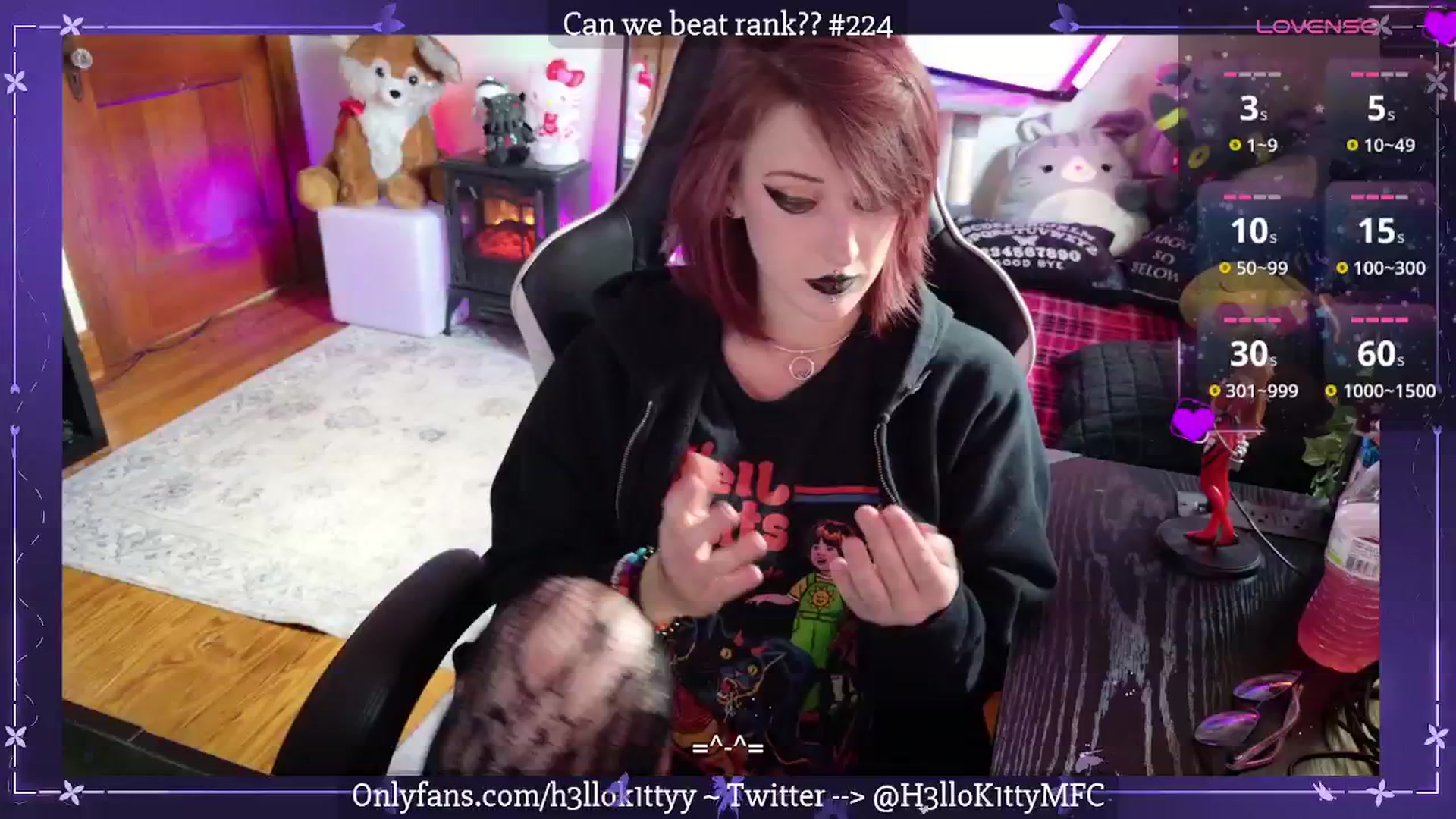 Gallery image thumbnail from H3llok1tty's myfreecams stream on, 09/01/2025, 14:42 image 14 of 20