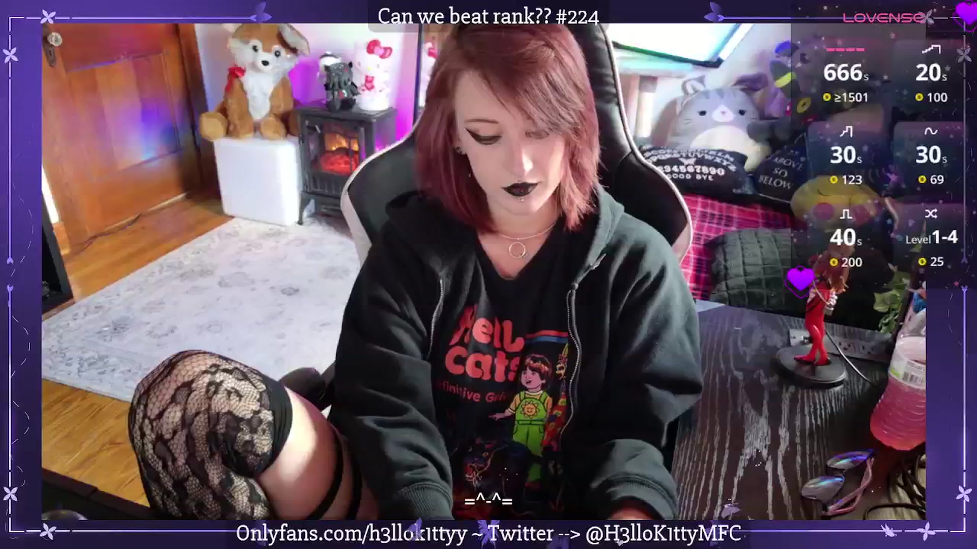 Gallery image thumbnail from H3llok1tty's myfreecams stream on, 09/01/2025, 14:42 image 13 of 20