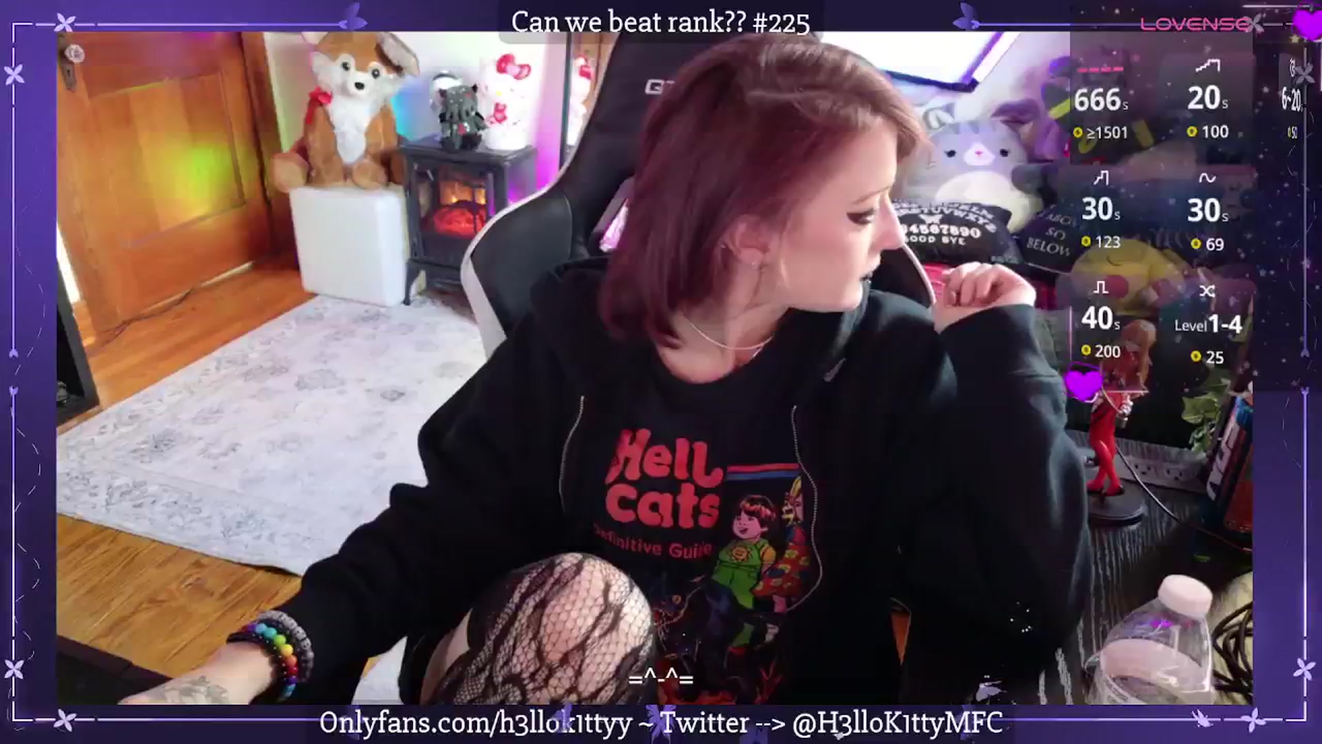 Gallery image thumbnail from H3llok1tty's myfreecams stream on, 09/01/2025, 14:42 image 16 of 20