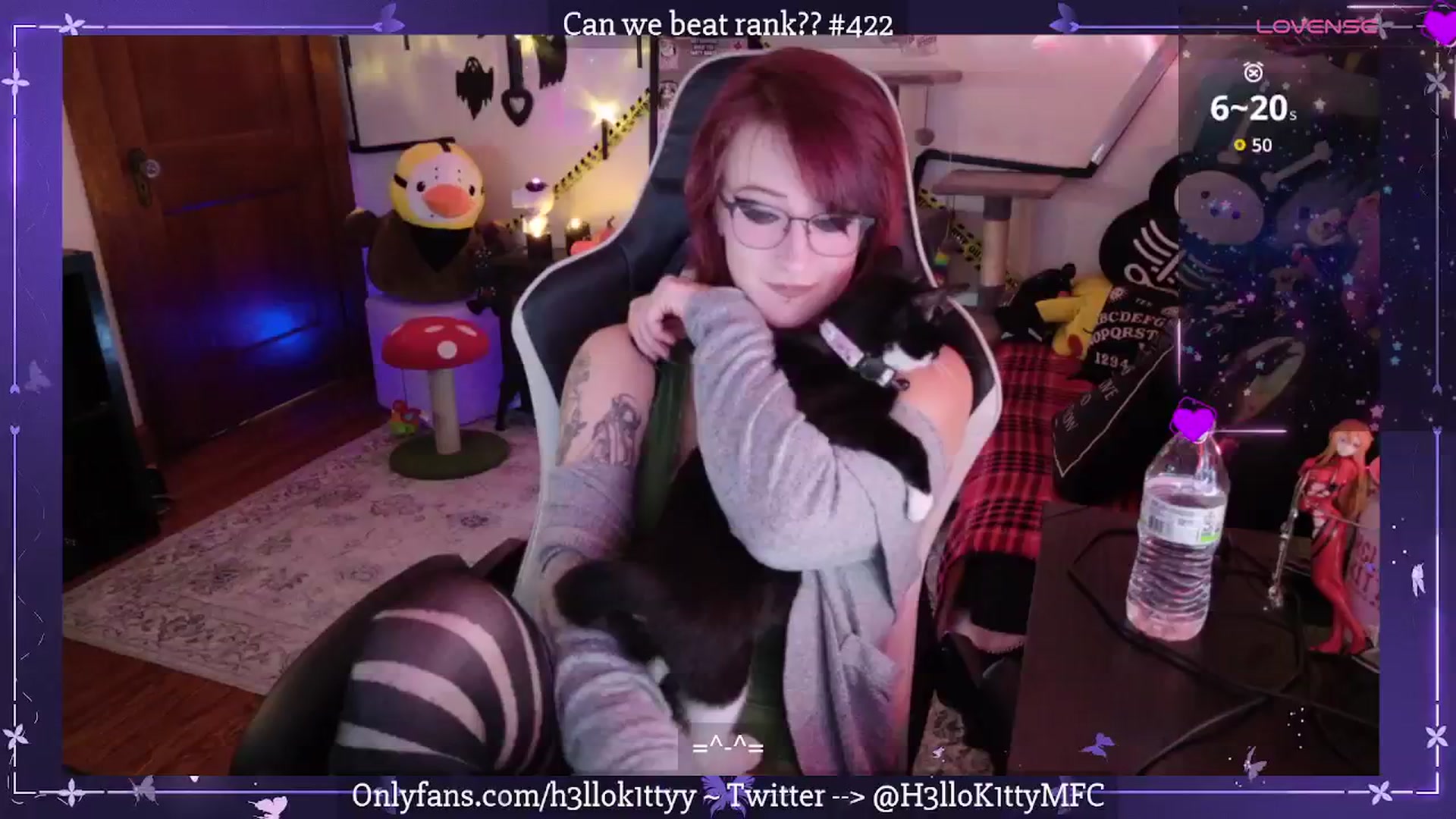 Gallery image thumbnail from H3llok1tty's myfreecams stream on, 09/25/2025, 08:08 image 6 of 20