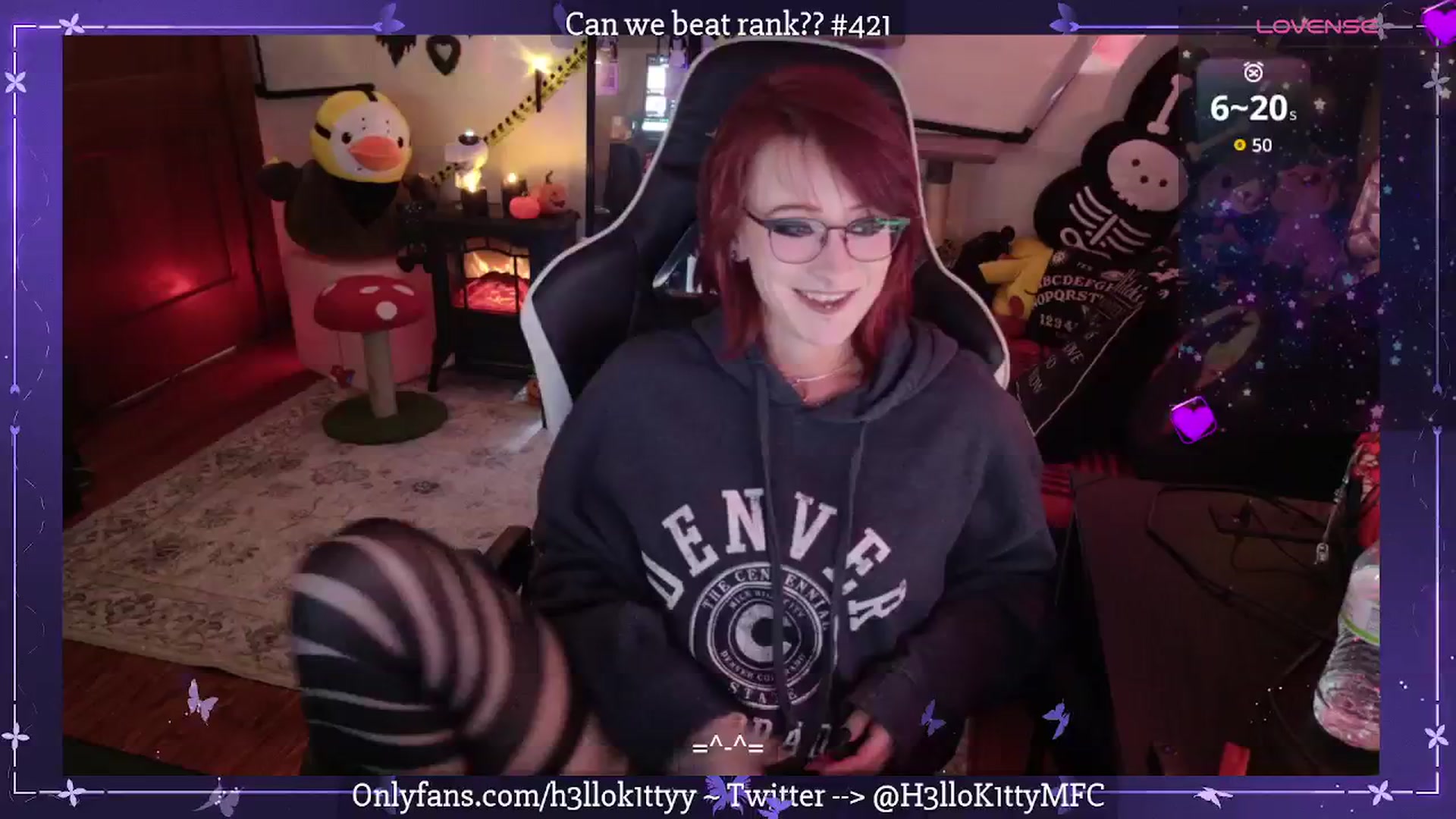 Gallery image thumbnail from H3llok1tty's myfreecams stream on, 09/25/2025, 08:58 image 14 of 20