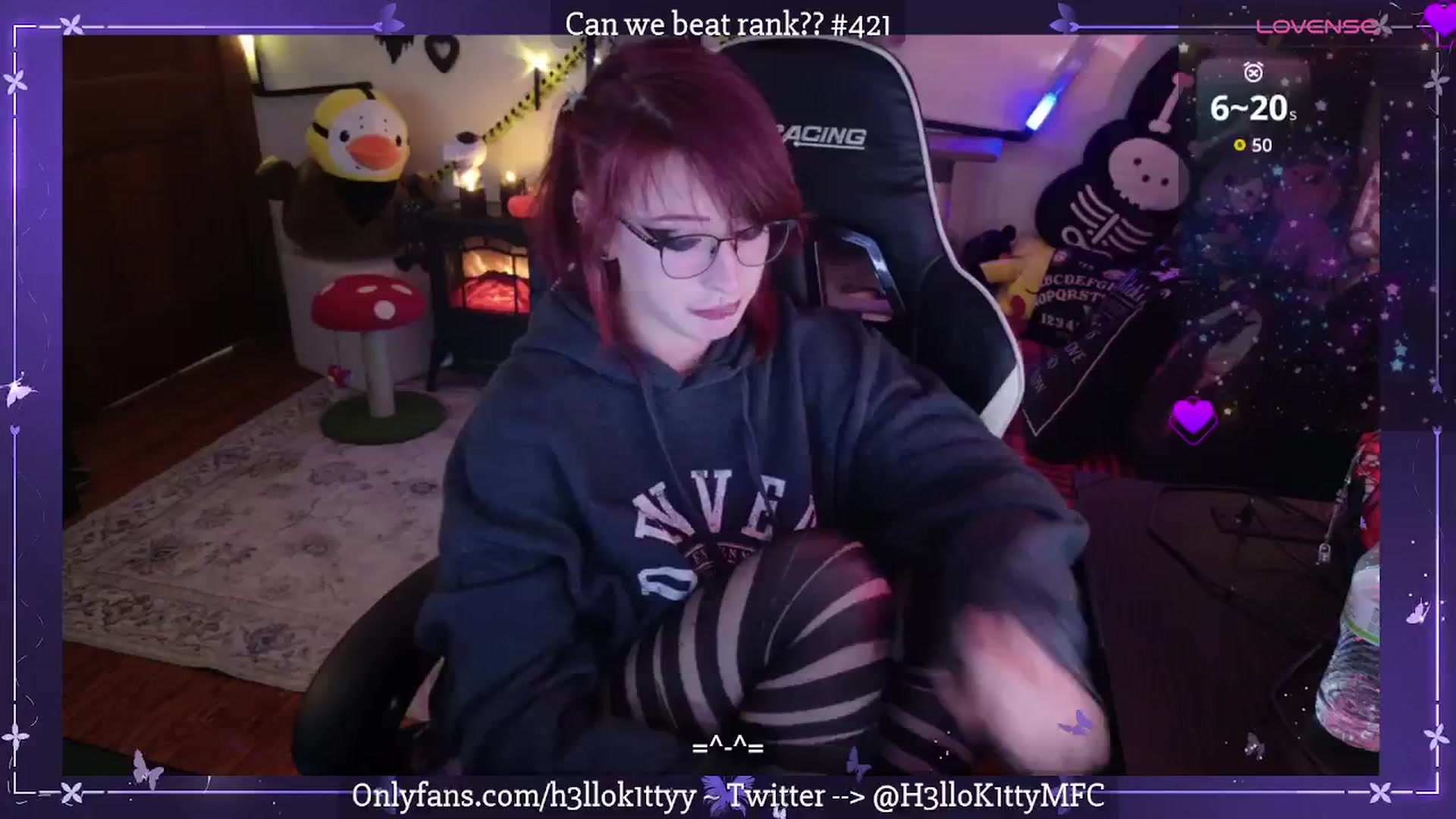 Gallery image thumbnail from H3llok1tty's myfreecams stream on, 09/25/2025, 08:58 image 15 of 20