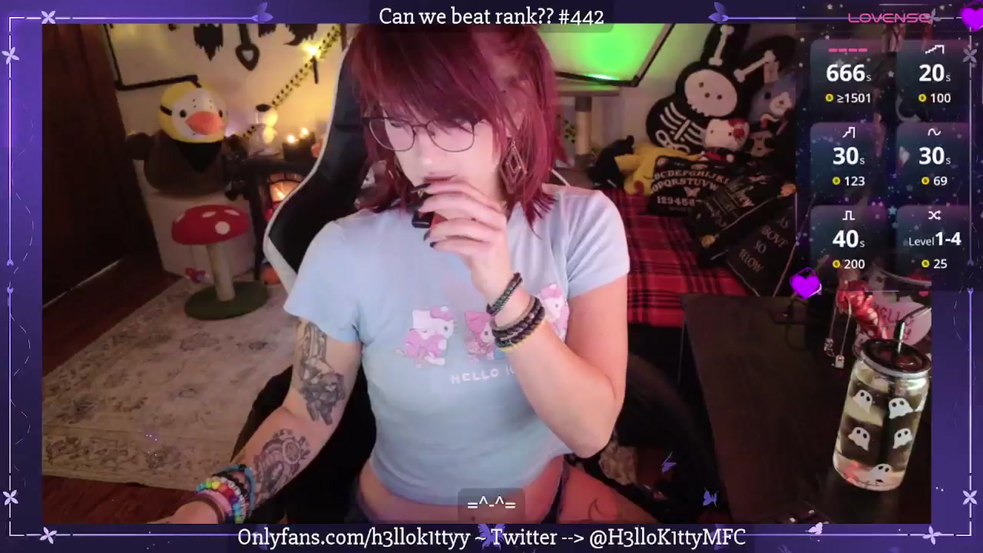 Gallery image thumbnail from H3llok1tty's myfreecams stream on, 09/27/2025, 12:43 image 4 of 20