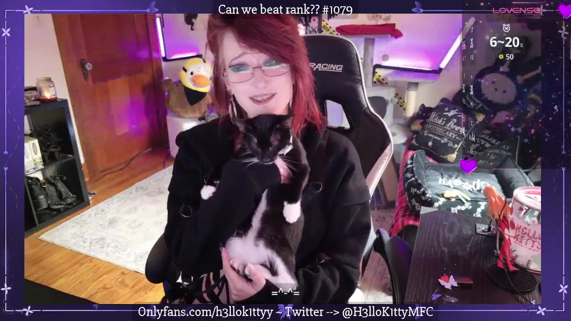 Gallery image thumbnail from H3llok1tty's myfreecams stream on, 10/10/2025, 22:29 image 14 of 20
