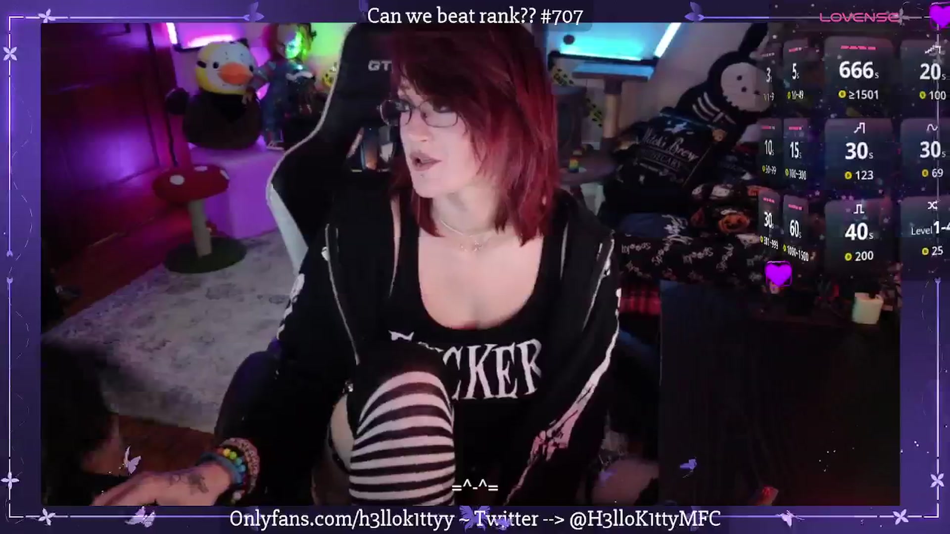 Gallery image thumbnail from H3llok1tty's myfreecams stream on, 10/14/2025, 12:21 image 17 of 20
