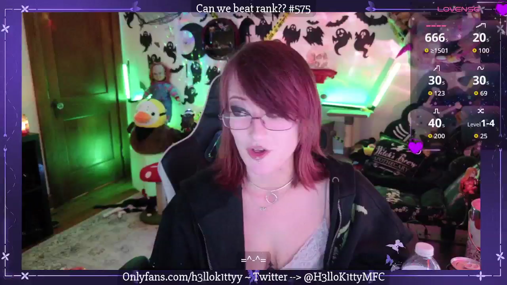 Gallery image thumbnail from H3llok1tty's myfreecams stream on, 10/21/2025, 10:08 image 13 of 20