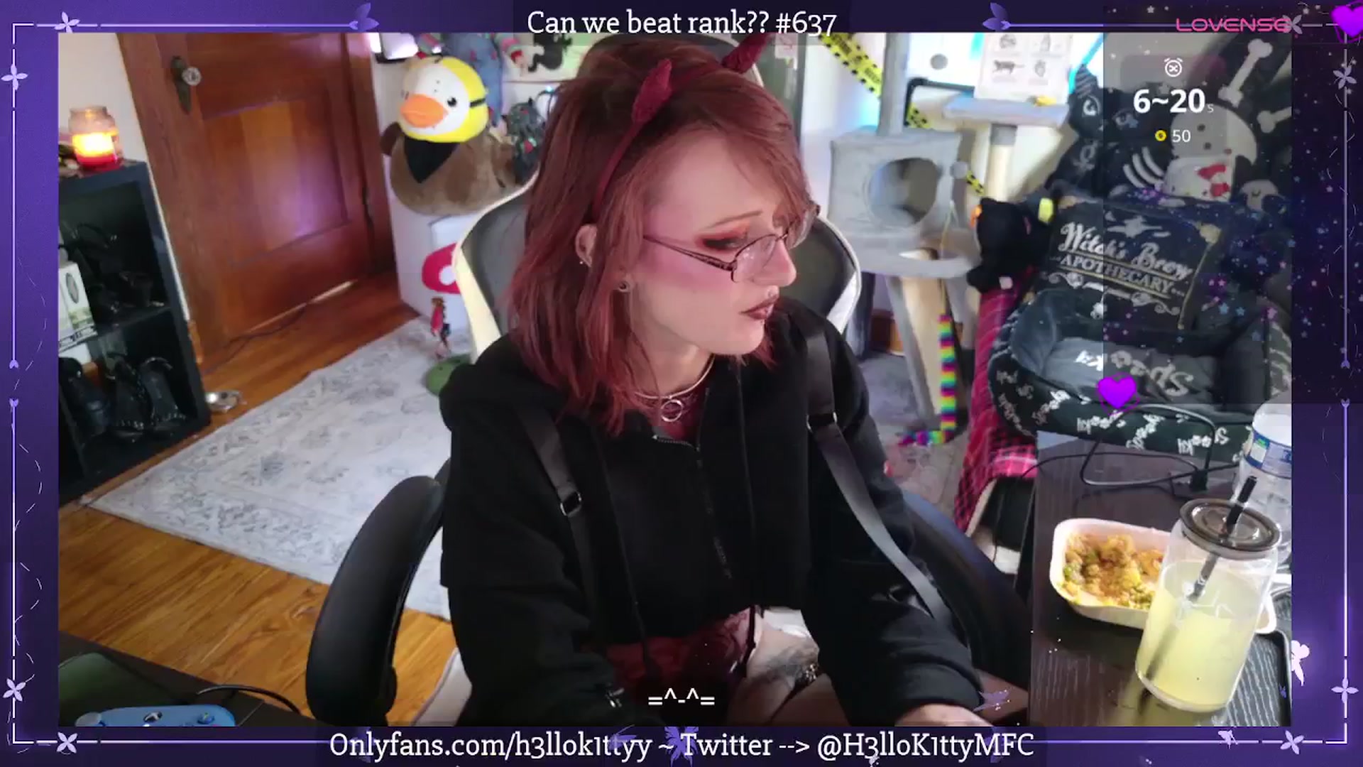 Gallery image thumbnail from H3llok1tty's myfreecams stream on, 10/25/2025, 16:57 image 19 of 20