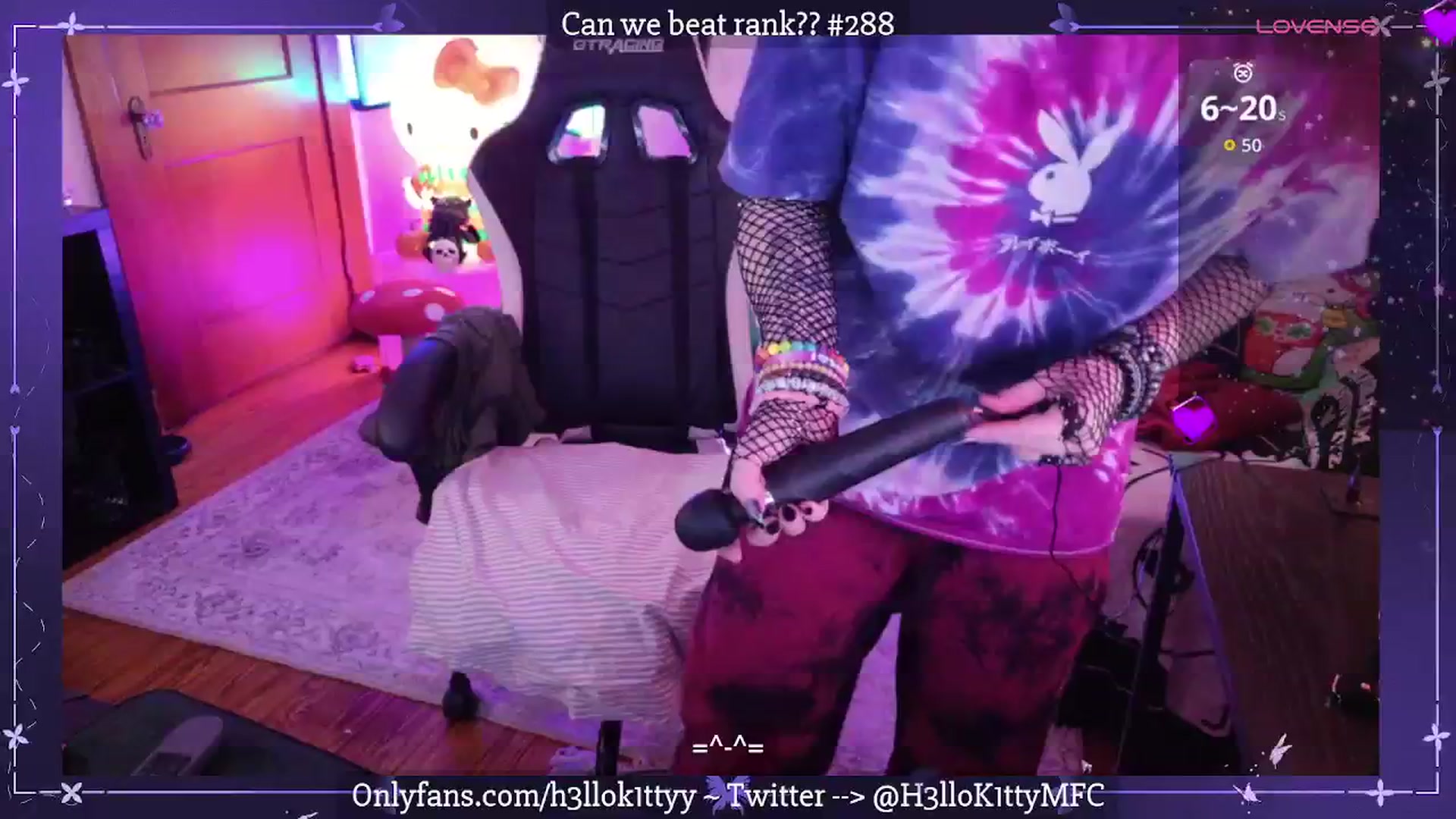 Gallery image thumbnail from H3llok1tty's myfreecams stream on, 11/20/2025, 11:02 image 15 of 20