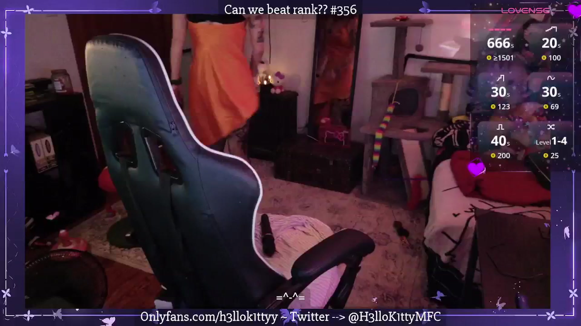Gallery image thumbnail from H3llok1tty's myfreecams stream on, 11/24/2025, 08:30 image 2 of 20