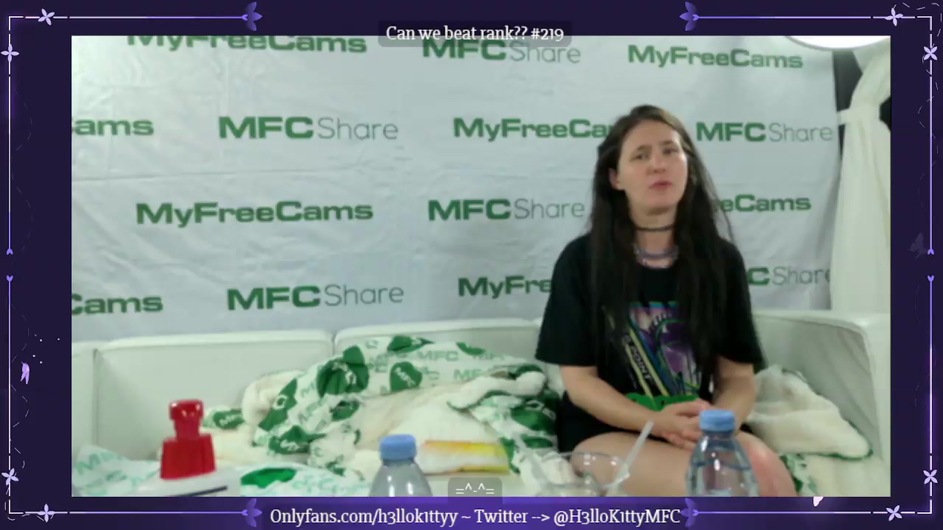 Gallery image thumbnail from H3llok1tty's myfreecams stream on, 05/20/2026, 08:39 image 6 of 20