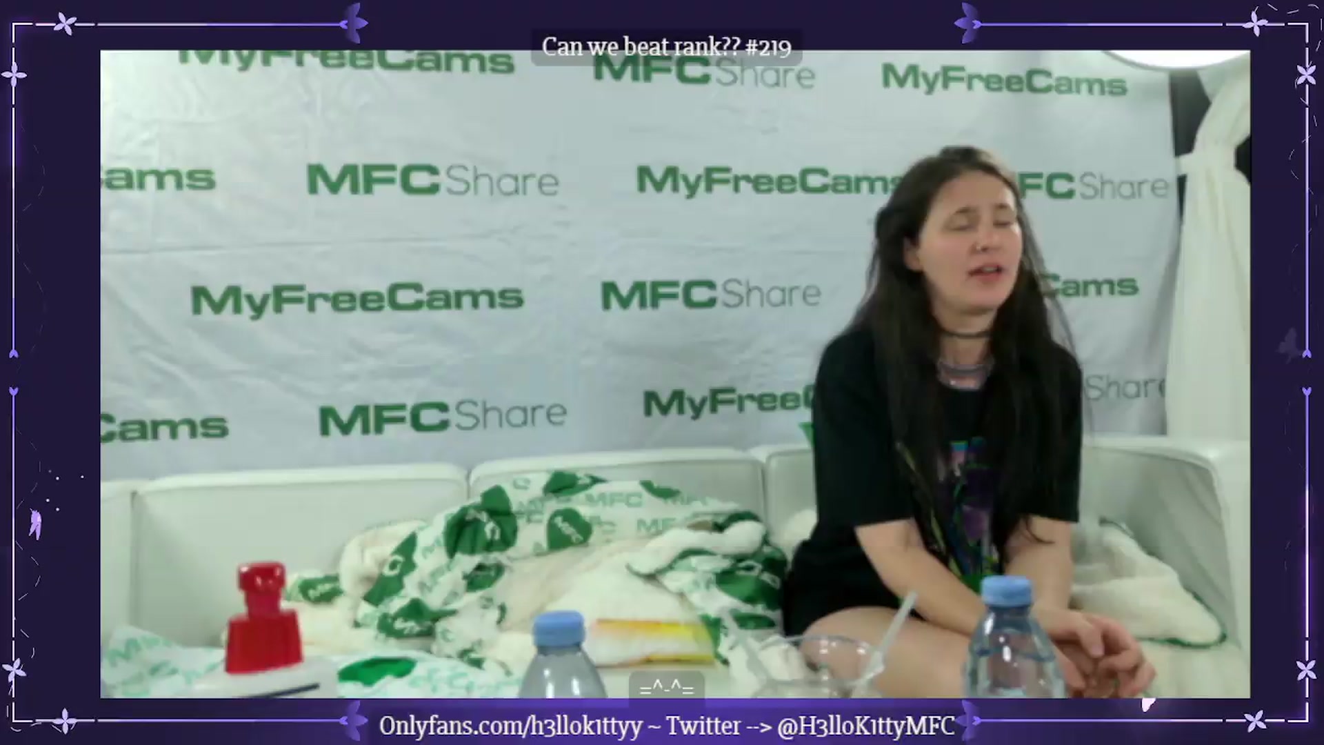 Gallery image thumbnail from H3llok1tty's myfreecams stream on, 05/20/2026, 08:39 image 7 of 20