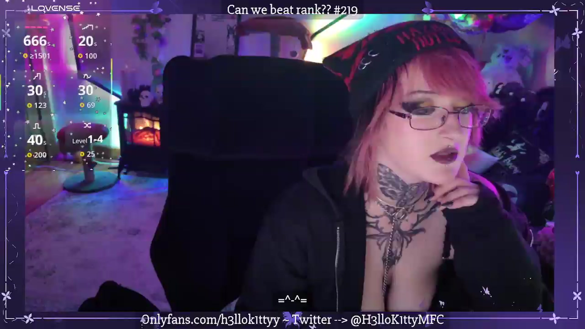 Gallery image thumbnail from H3llok1tty's myfreecams stream on, 06/08/2026, 12:08 image 3 of 20