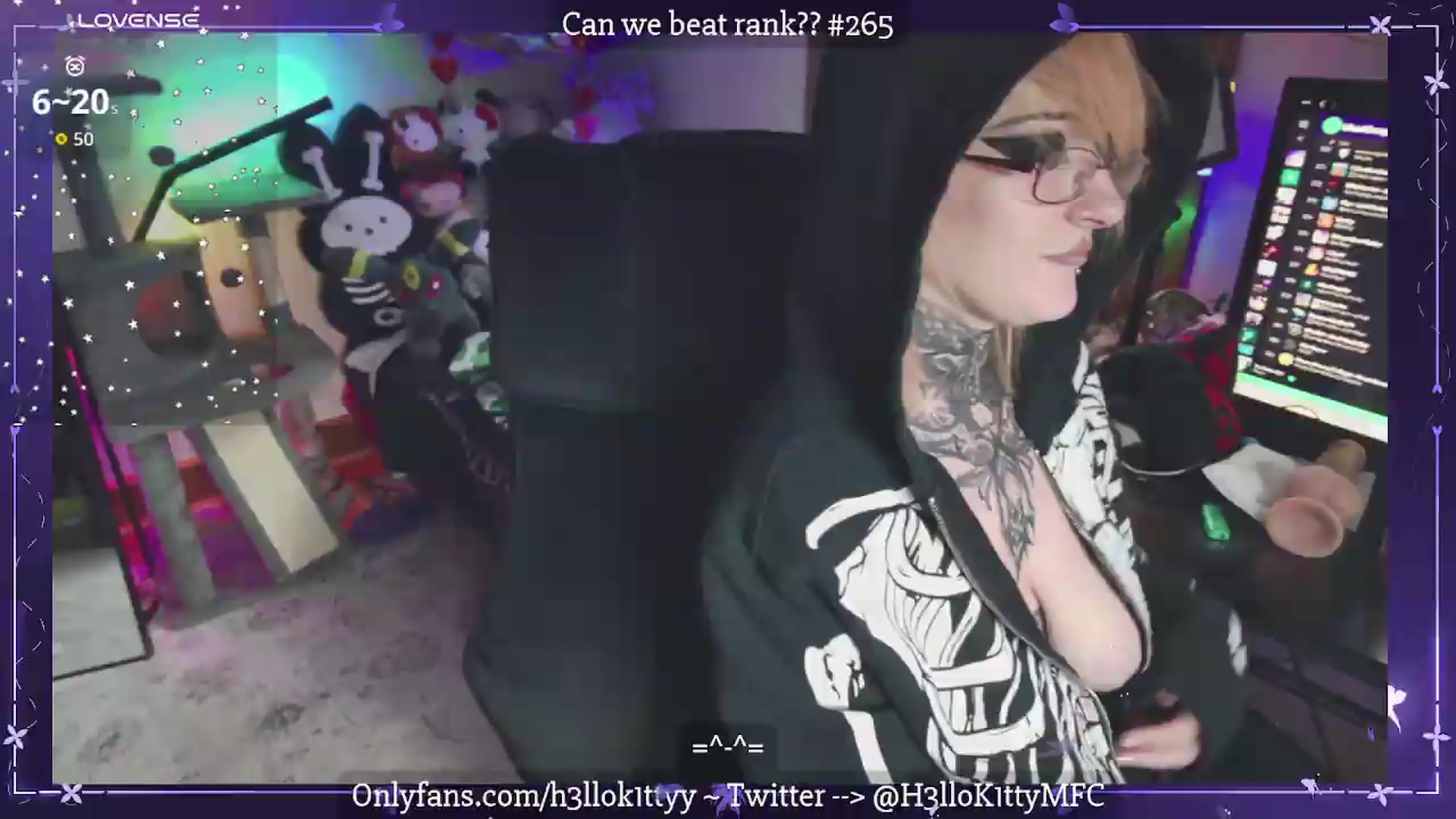 Gallery image thumbnail from H3llok1tty's myfreecams stream on, 08/16/2026, 13:15 image 17 of 20