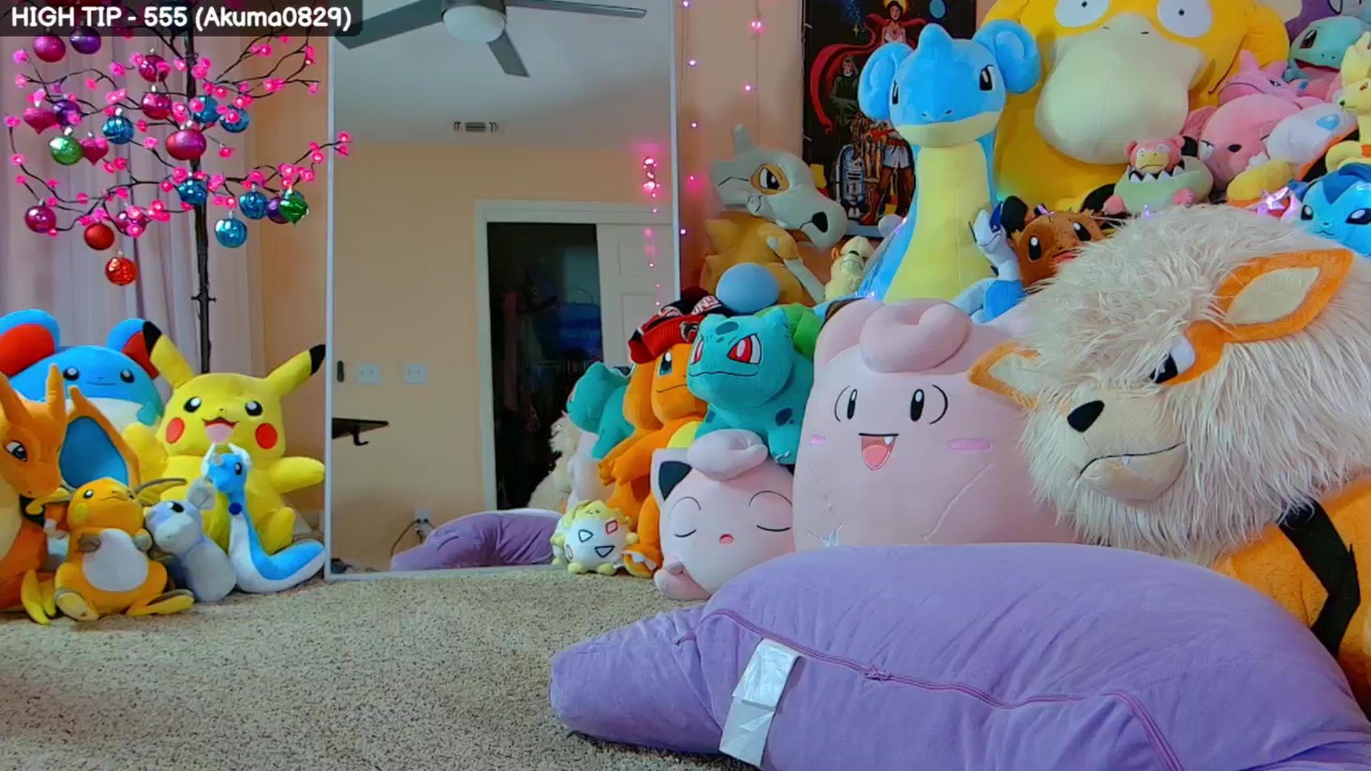 Gallery image thumbnail from HALEY's myfreecams stream on, 10/03/2024, 03:00 image 12 of 20