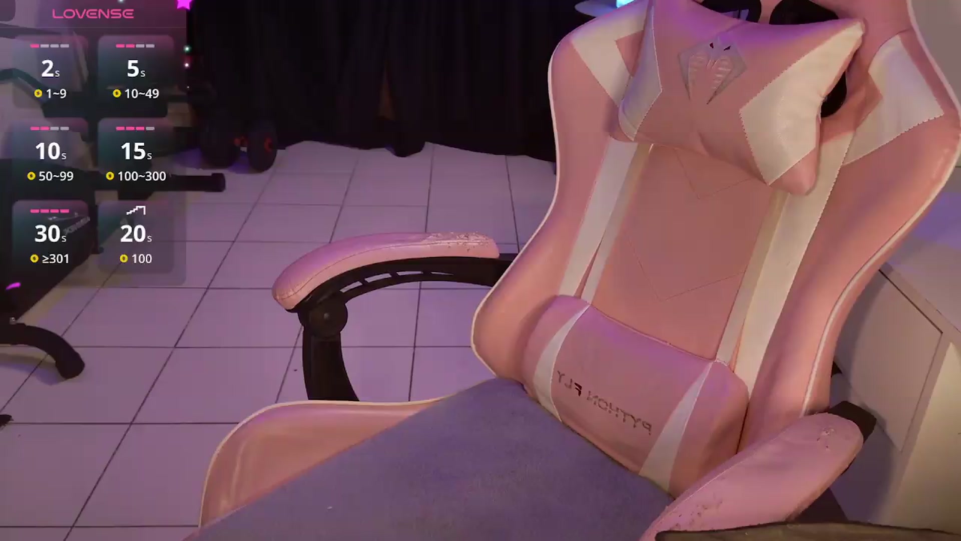 Gallery image thumbnail from HANNAH3G's myfreecams stream on, 05/29/2026, 14:50 image 14 of 20