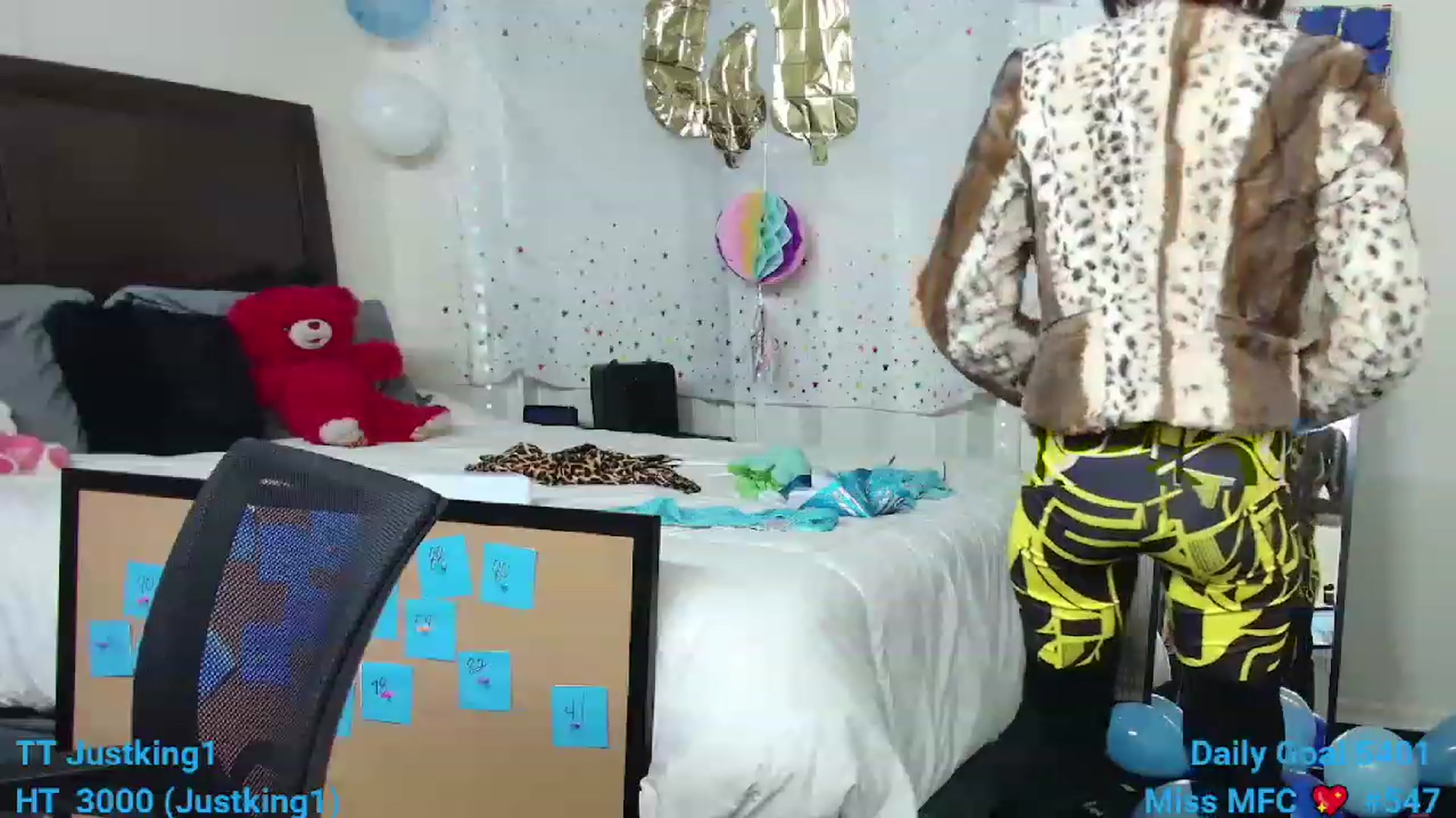 Gallery image thumbnail from HBD_MissHot's myfreecams stream on, 11/20/2022, 03:28 image 12 of 20