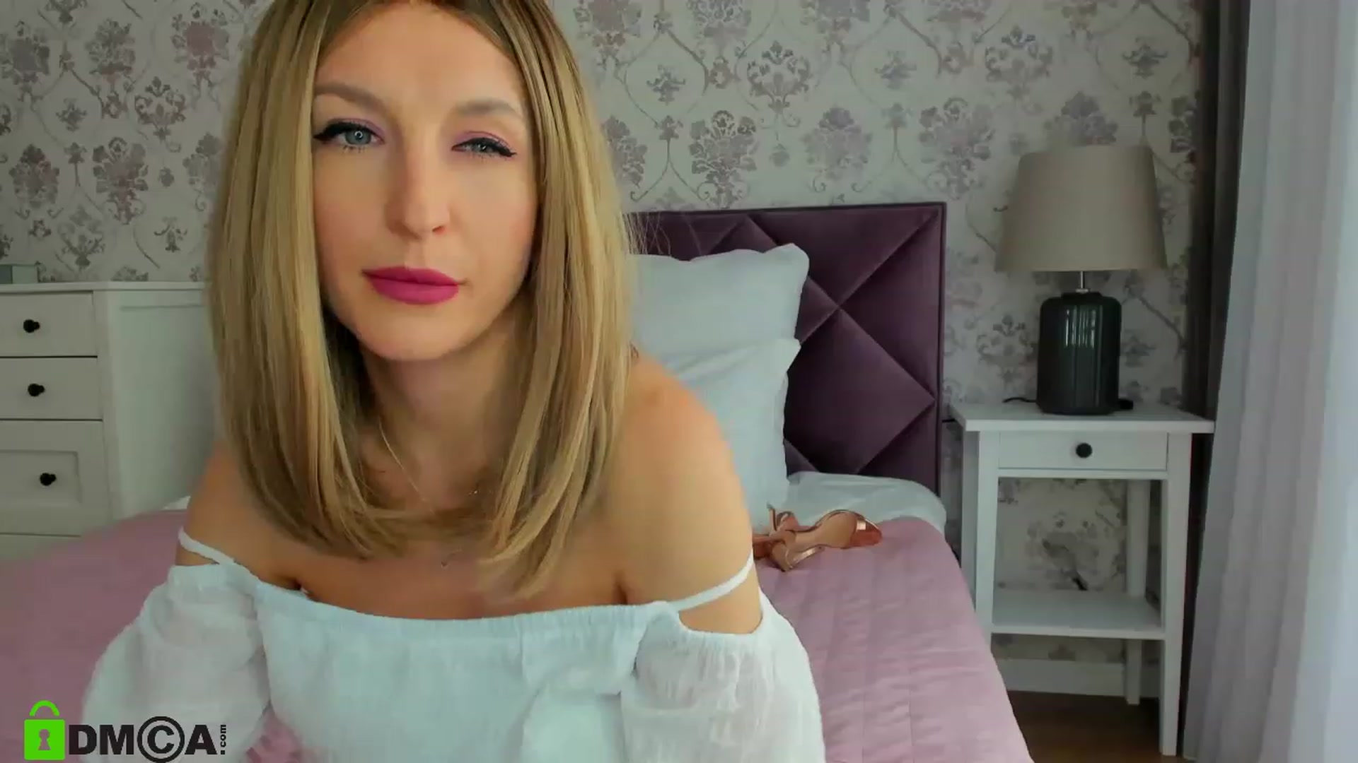 Gallery image thumbnail from HNYHelenka's myfreecams stream on, 03/24/2023, 10:59 image 14 of 20
