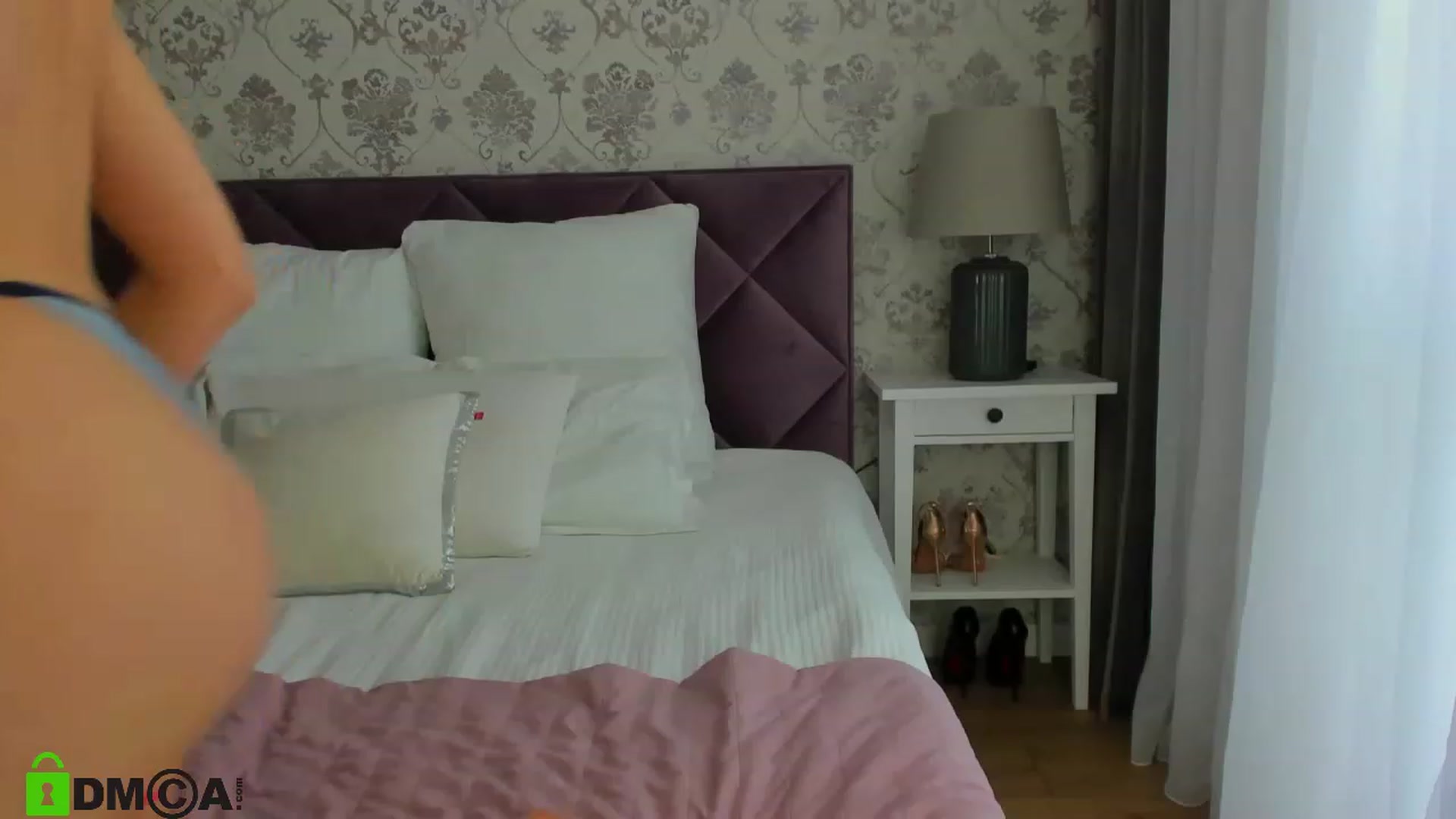 Gallery image thumbnail from HNYHelenka's myfreecams stream on, 03/30/2023, 08:23 image 13 of 20