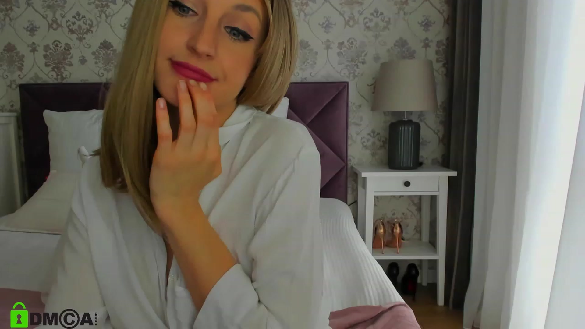 Gallery image thumbnail from HNYHelenka's myfreecams stream on, 03/30/2023, 11:18 image 13 of 20