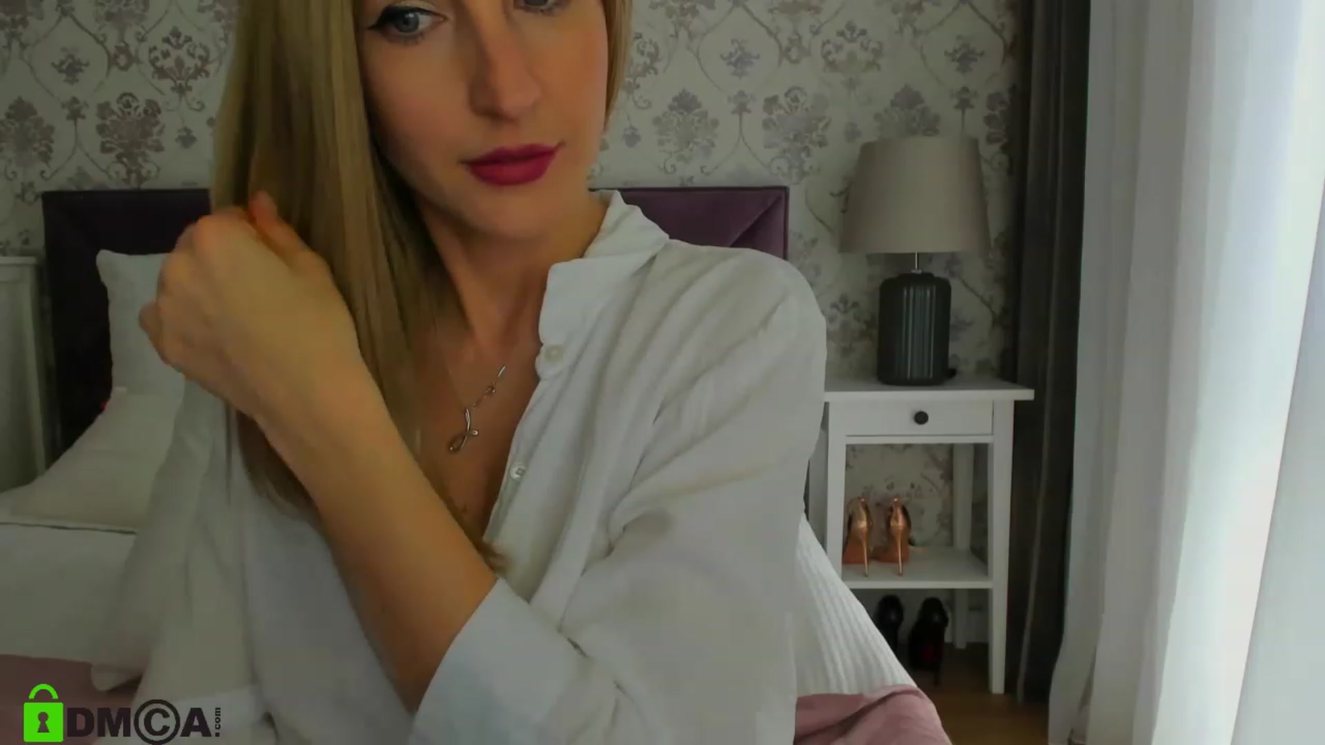 Gallery image thumbnail from HNYHelenka's myfreecams stream on, 03/30/2023, 11:18 image 12 of 20