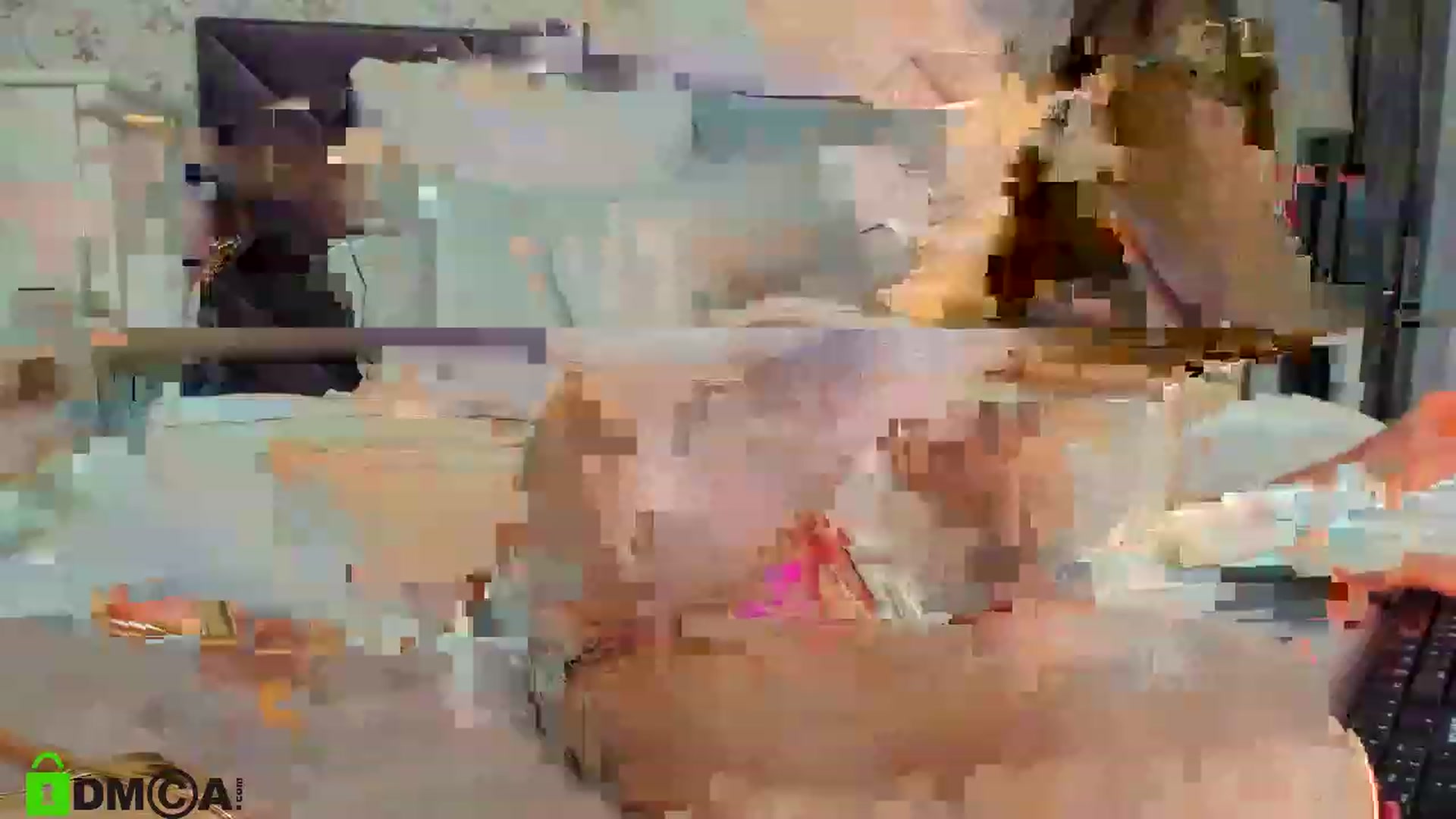 Gallery image thumbnail from HNYHelenka's myfreecams stream on, 03/31/2023, 20:25 image 10 of 20