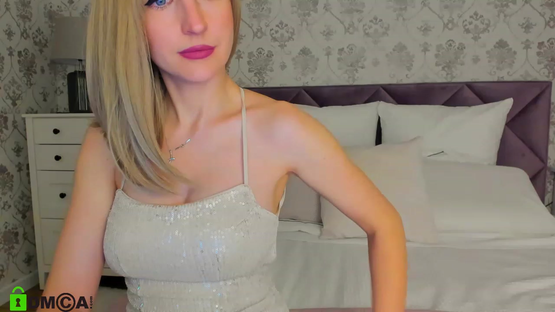 Gallery image thumbnail from HNYHelenka's myfreecams stream on, 03/31/2023, 20:25 image 2 of 20