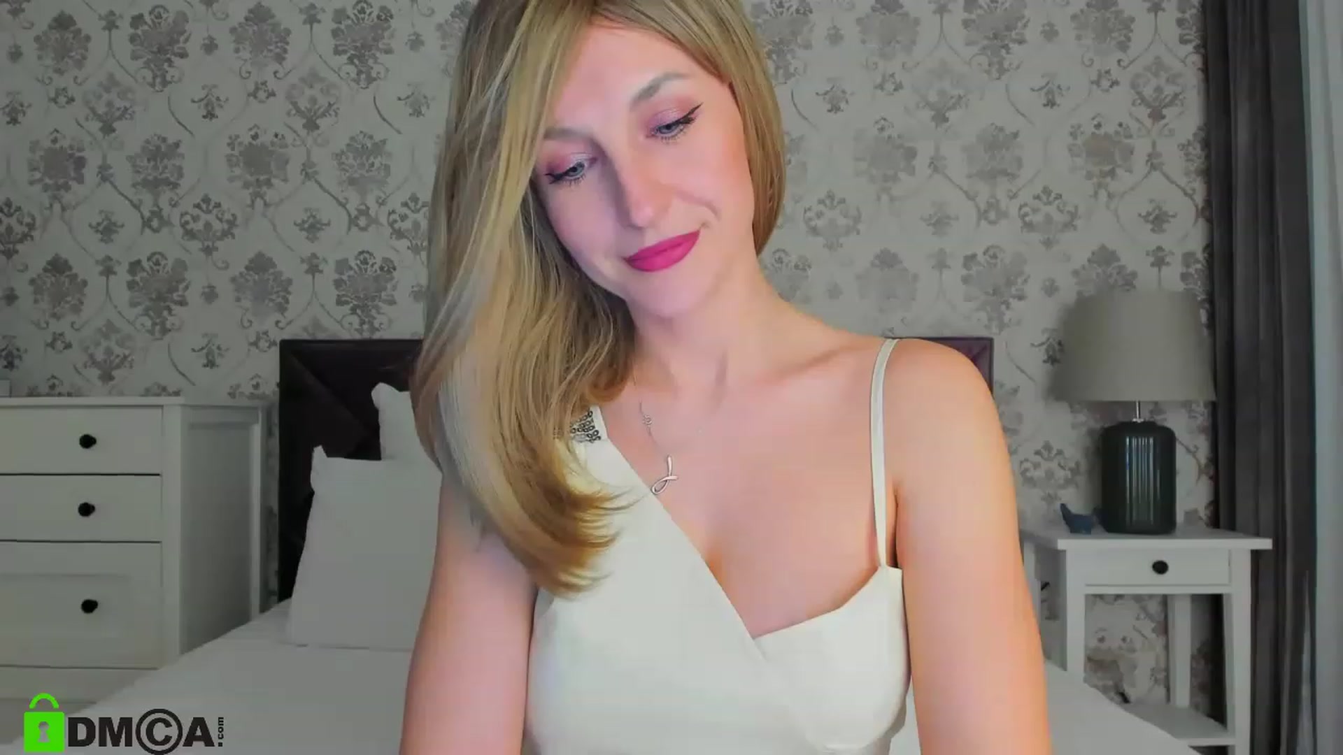Gallery image thumbnail from HNYHelenka's myfreecams stream on, 04/08/2023, 23:02 image 12 of 20