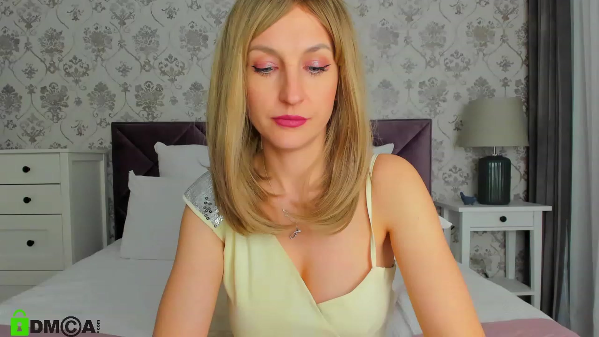 Gallery image thumbnail from HNYHelenka's myfreecams stream on, 04/09/2023, 24:26 image 7 of 20