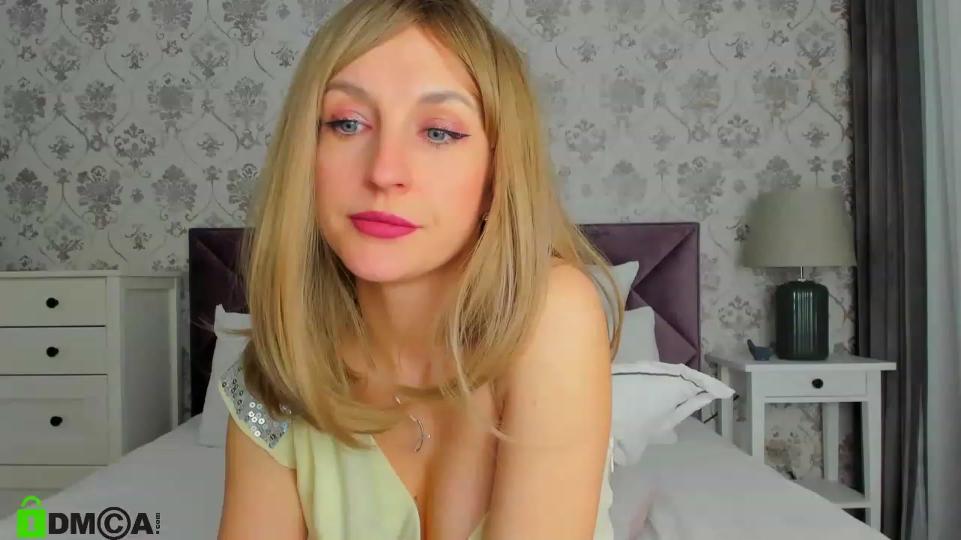 Gallery image thumbnail from HNYHelenka's myfreecams stream on, 04/09/2023, 24:26 image 2 of 20